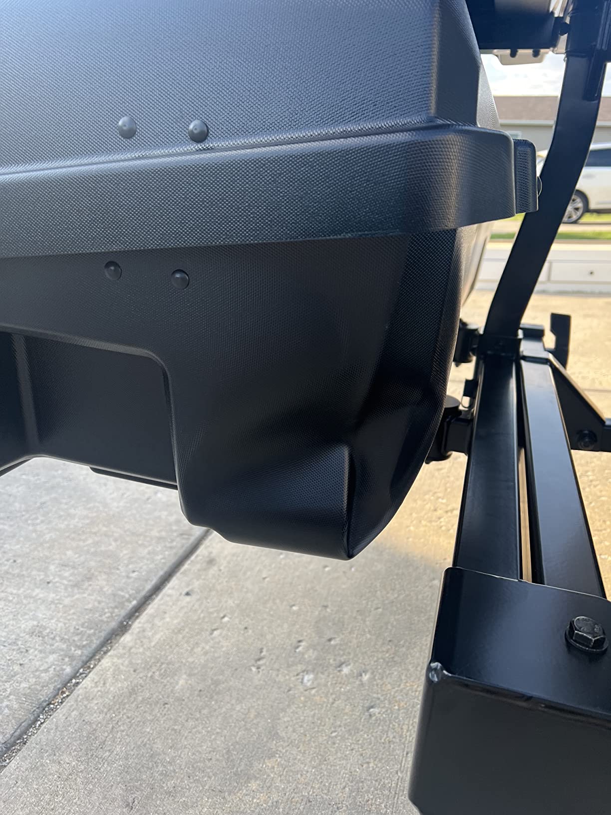 Yakima EXO GearLocker Car Cargo Carrier, Hard Top Shell Box for EXO SwingBase System, Black - Heavy-Duty Vehicle Storage Accessories for Travel and Camping customer photo 2