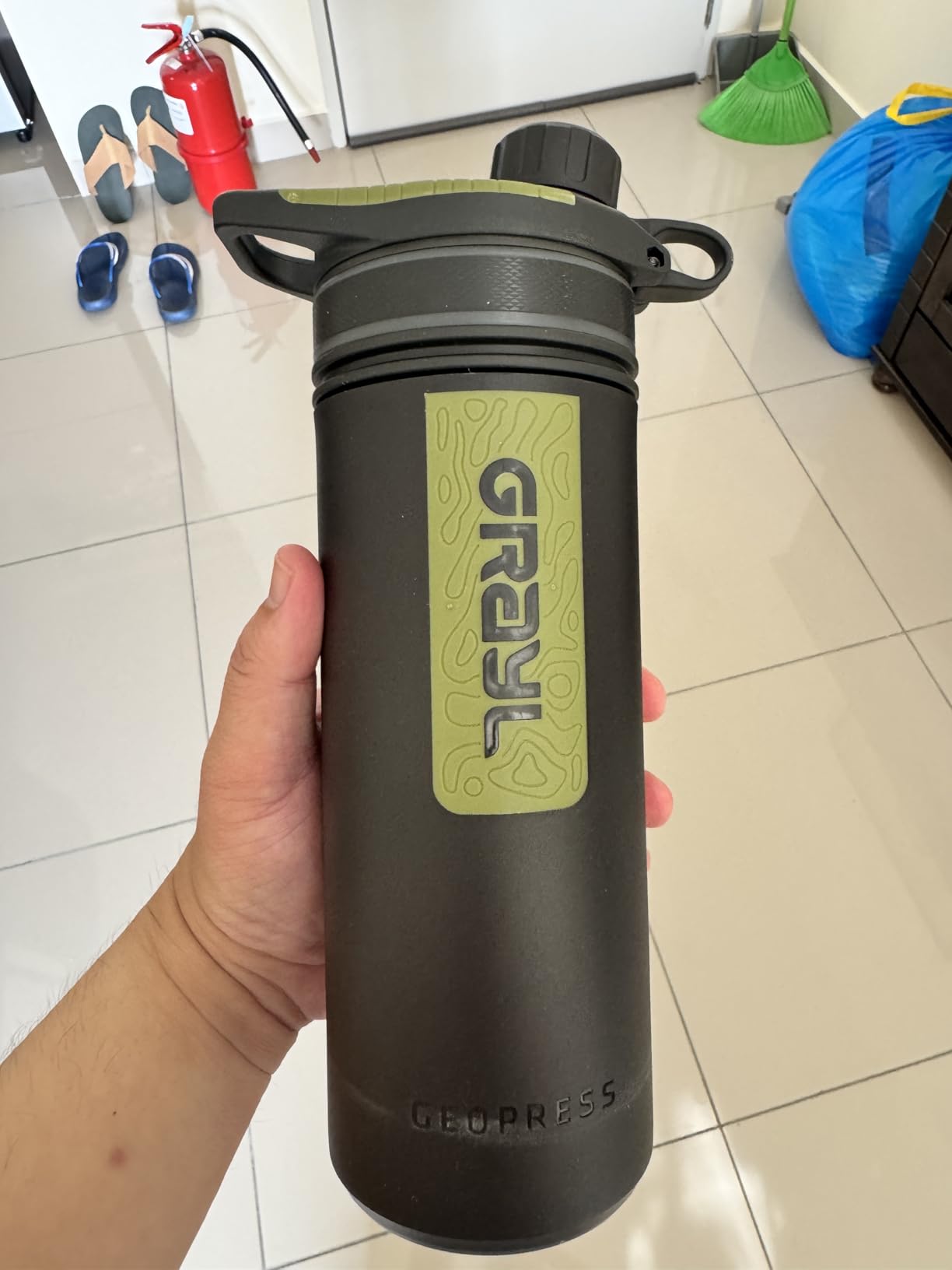 GRAYL GeoPress 24 oz Water Purifier Bottle - Filter for Hiking, Camping, Survival, Travel (Oasis Green) customer photo 1