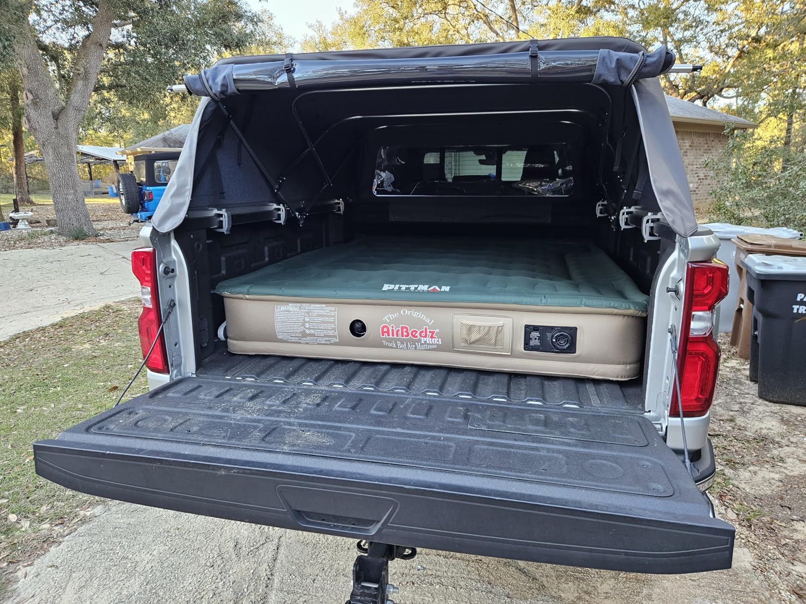 Pittman Outdoors AirBedz Truck Bed Air Mattress - Pro3 Series Truck Bed Mattress for Full Size - Standard Bed - 6' - 6.5' - 25% More Coverage, 1000lb Capacity, with Built-In Pump customer photo 2