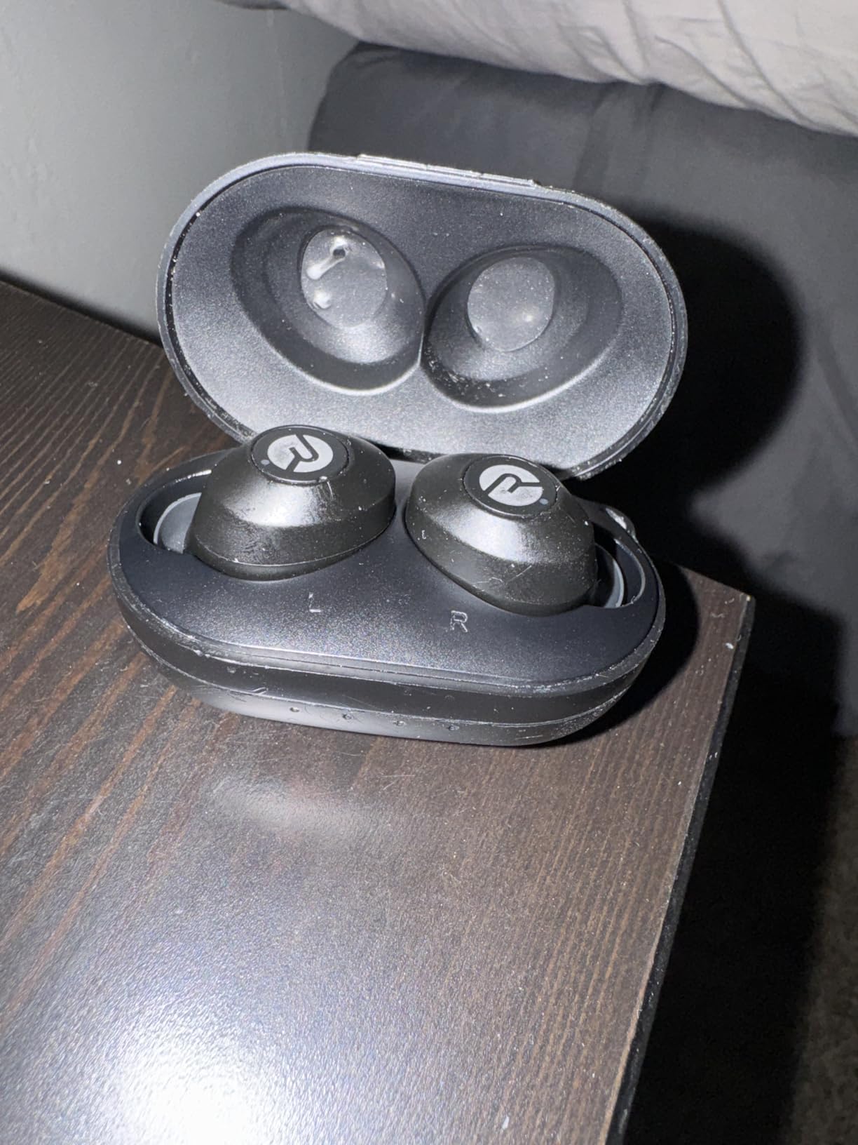 Raycon Everyday Classic Bluetooth Wireless Earbuds + Microphone with Active Noise Canceling, Sweat & Water-Resistant Earphones, Ear Buds Wireless Bluetooth Up to 32 Hours Playtime (Black) customer photo 2
