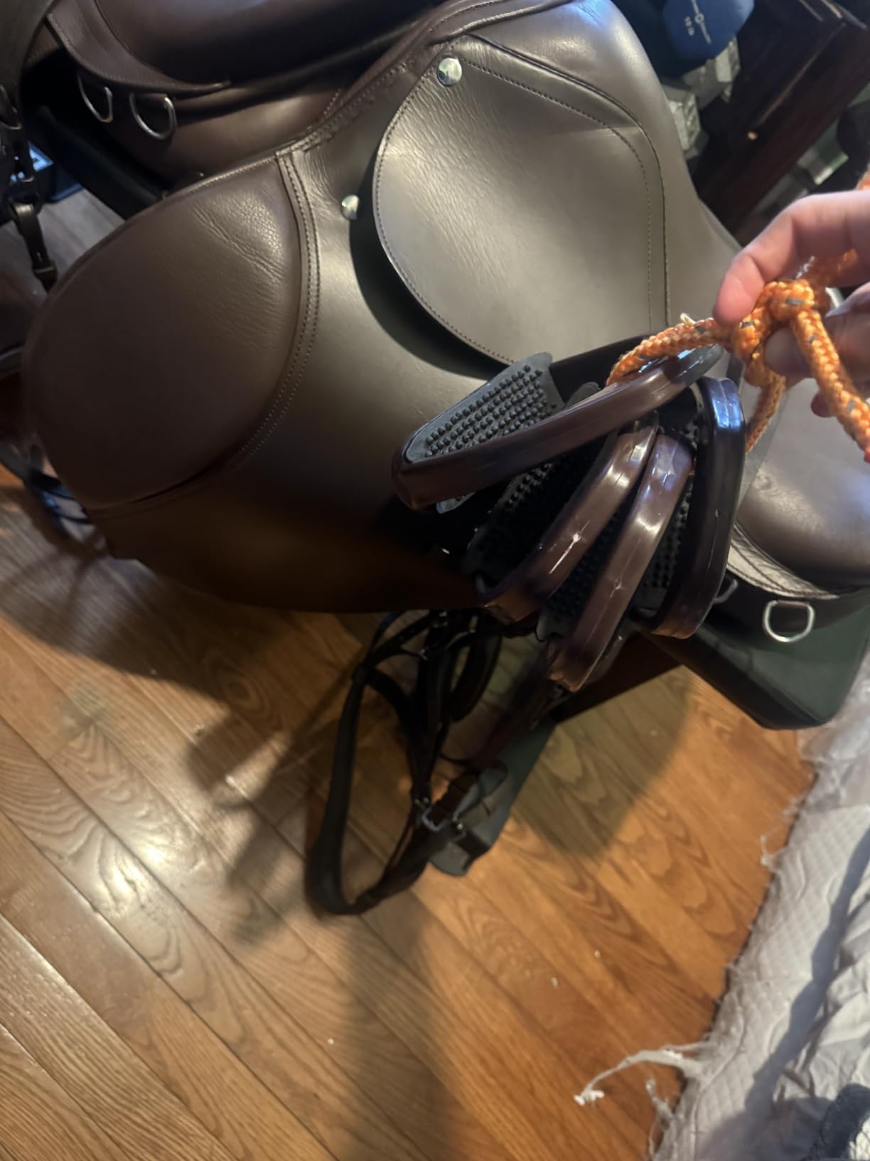 Laiba Emporium English Saddle All Purpose Leather Riding Trail Show Horse Tack customer photo 1