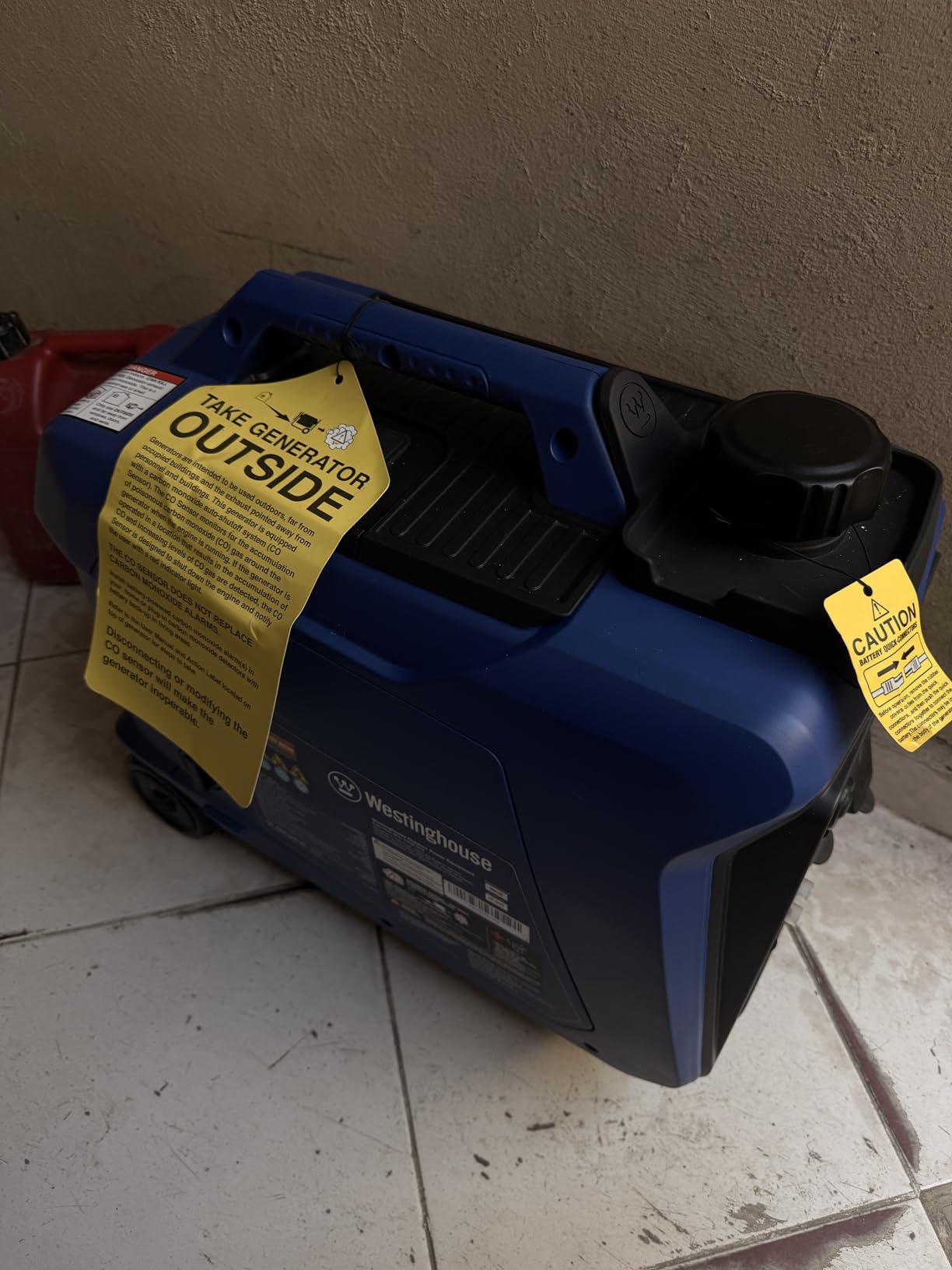 Westinghouse 5000 Peak Watt Super Quiet Dual Fuel Portable Inverter Generator, Remote Electric Start, Gas & Propane Powered, RV Ready, CO Sensor, Parallel Capable customer photo 1