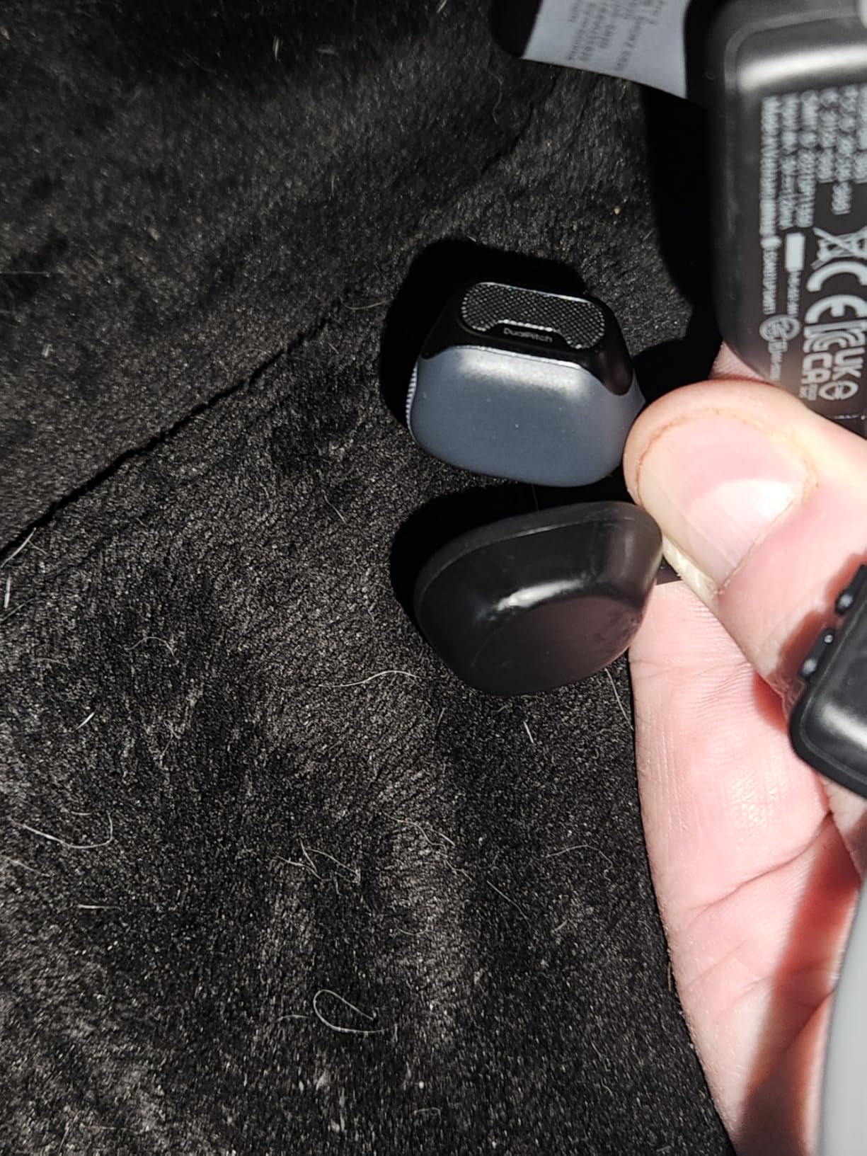 SHOKZ OpenMove - Open-Ear Bluetooth Sport Headphones, Bone Conduction Wireless Earphones, Sweatproof for Running and Workouts customer photo 1