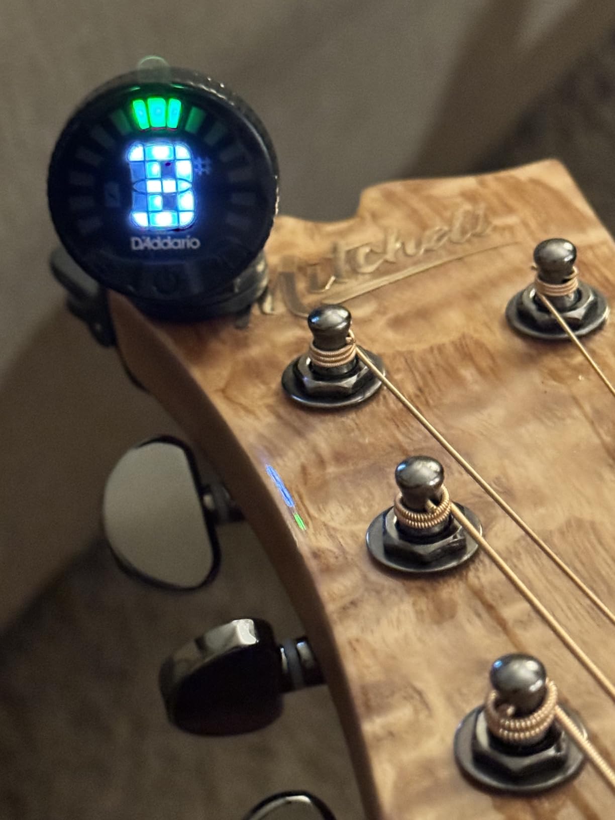 D'Addario Nexxus 360 Rechargeable Guitar Tuner - Clip On - 24 Hours of Tuning Time per Charge - Rotates 360-degrees customer photo 1