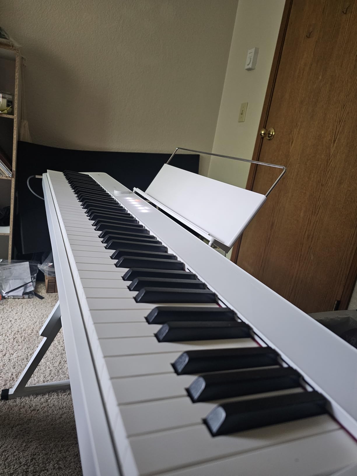Casio Privia PX-S1100 88-Key Touch-Responsive Weighted Digital Piano, Ultra-Portable, Bluetooth, Gloss White customer photo 2