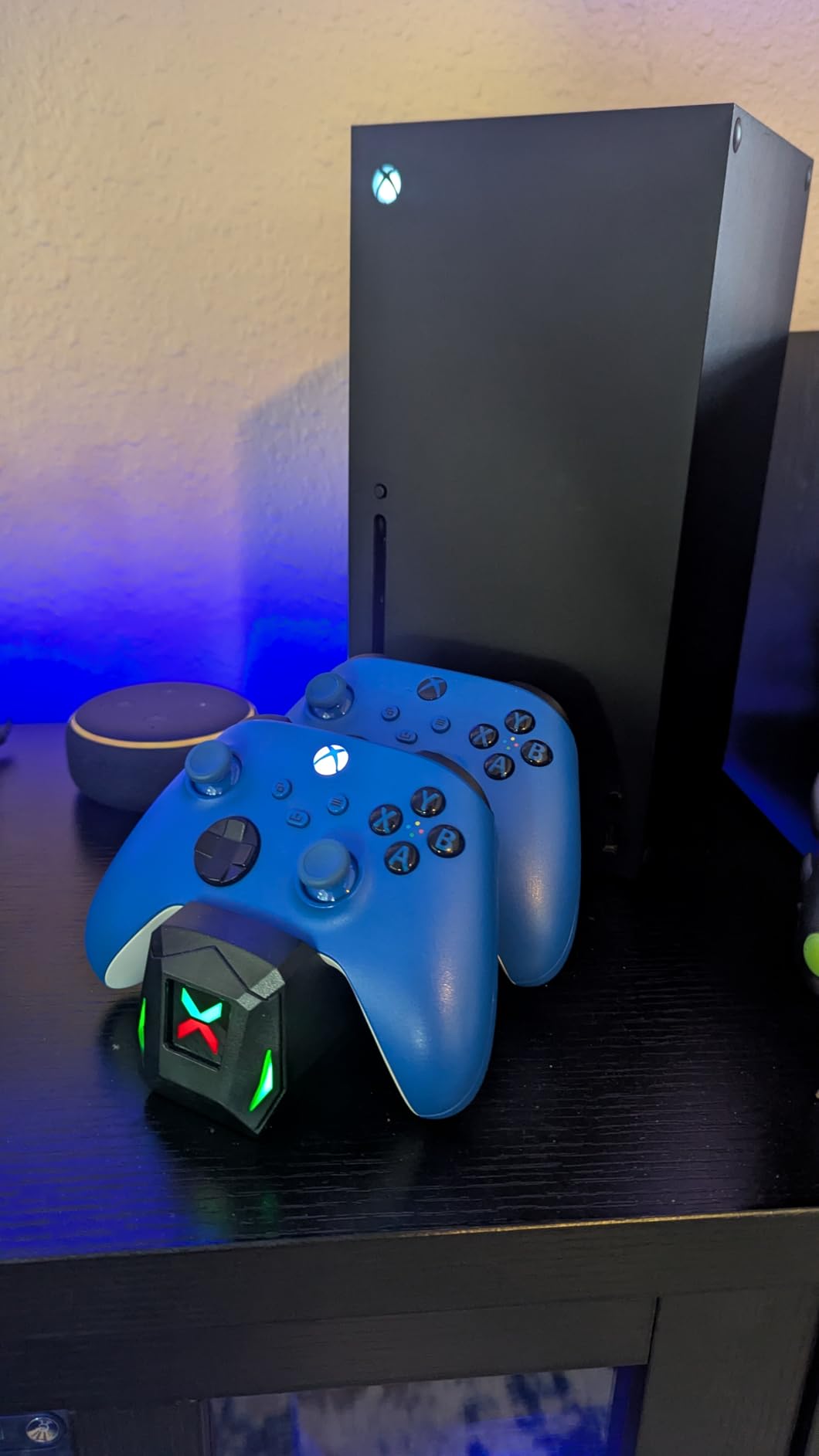 Upgraded Controller Charger Station with 2x6200mWh Rechargeable Battery Packs for Xbox One/Series X|S, Dual Charging Dock customer photo 1