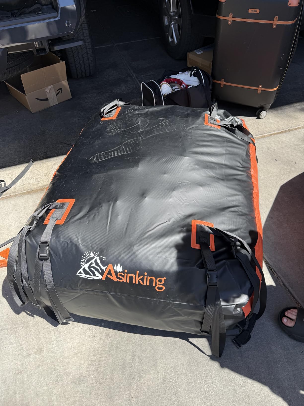 Car Rooftop Cargo Carrier Bag, 15 Cubic Feet Waterproof Heavy Duty 840D Car Roof Bag for All Vehicle with/Without Racks - Anti-Slip Mat, 6 Door Hooks, Storage Bag, 2 Extra Straps, Luggage Lock customer photo 2