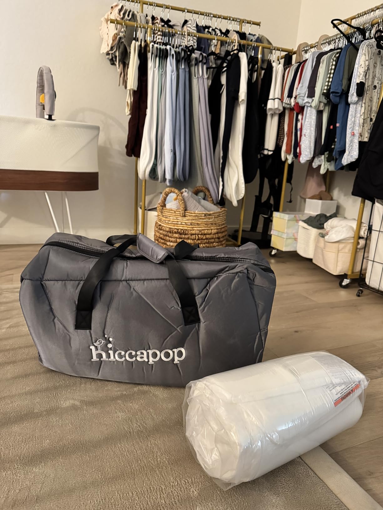 Hiccapop TravelPod Portable Crib for Baby, Lightweight, Foldable Travel Crib for Baby and Toddlers with Zippered Door, Waterproof Base and Carry Bag customer photo 1