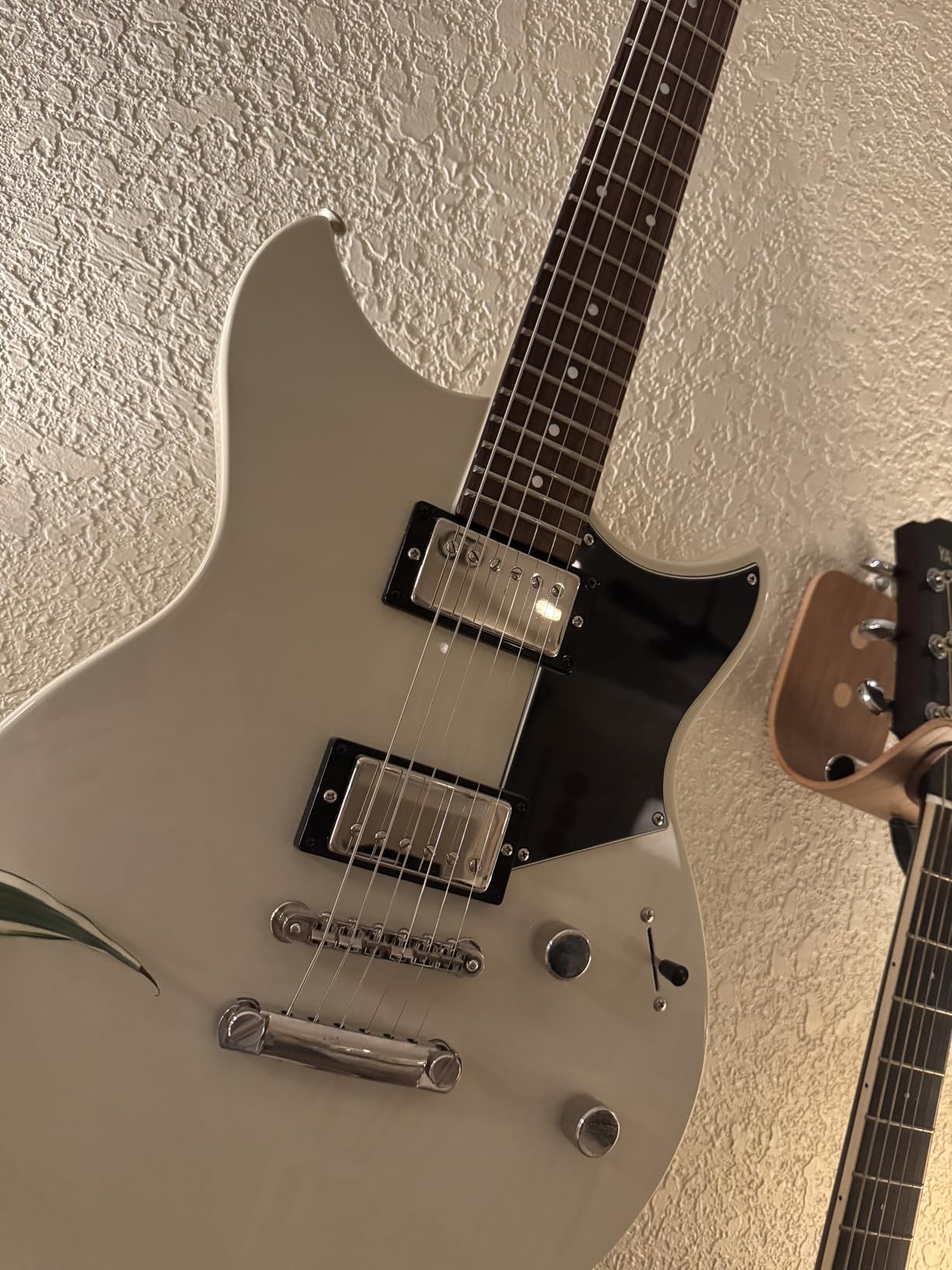 Yamaha Revstar Element RSE20 NYW Electric Guitar, Neon Yellow customer photo 1