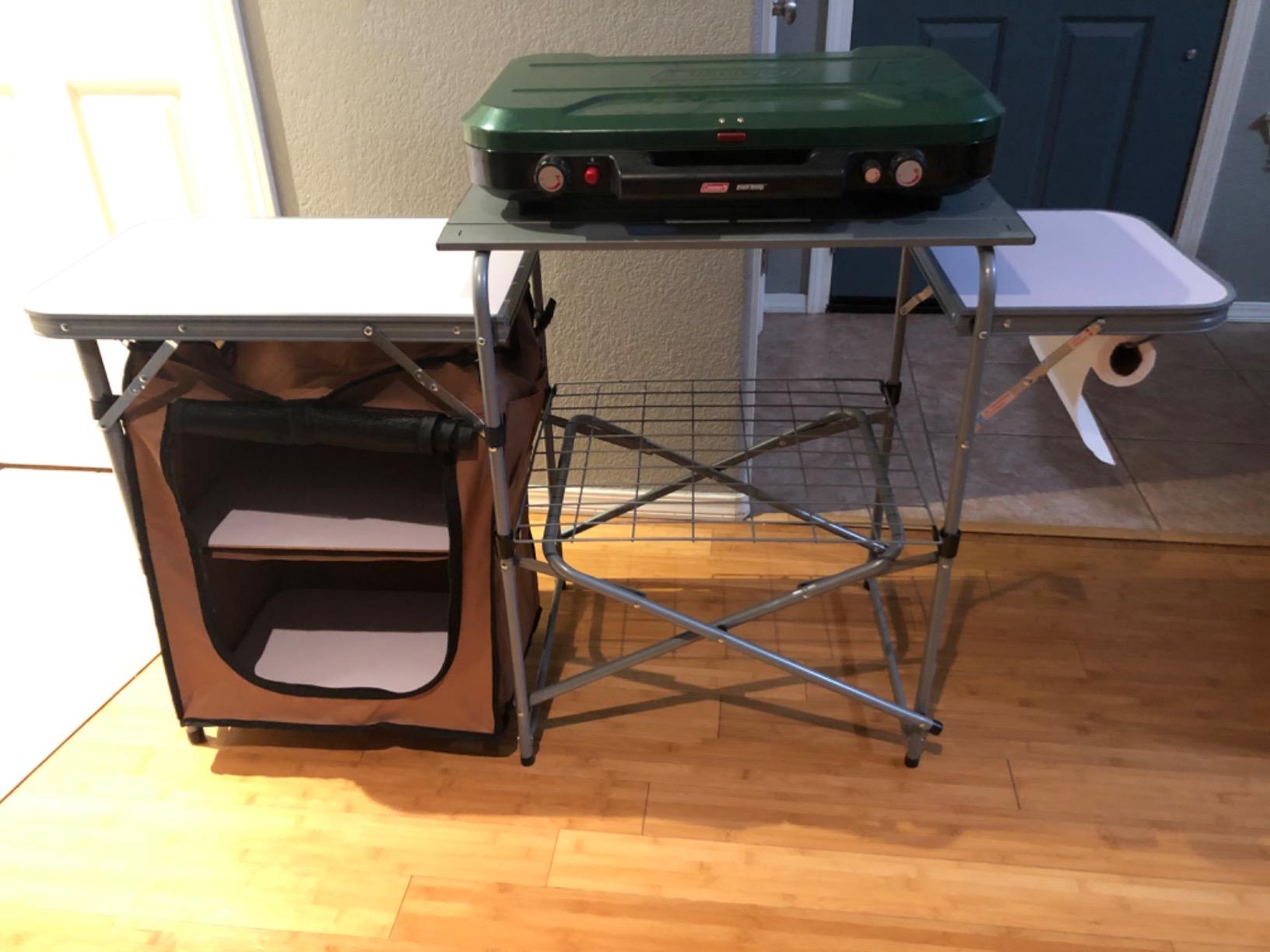 Giantex Folding Grill Table with 26'' Tabletop and Detachable Windscreen, Aluminum Portable Camp Cook Station (Grey) customer photo 2