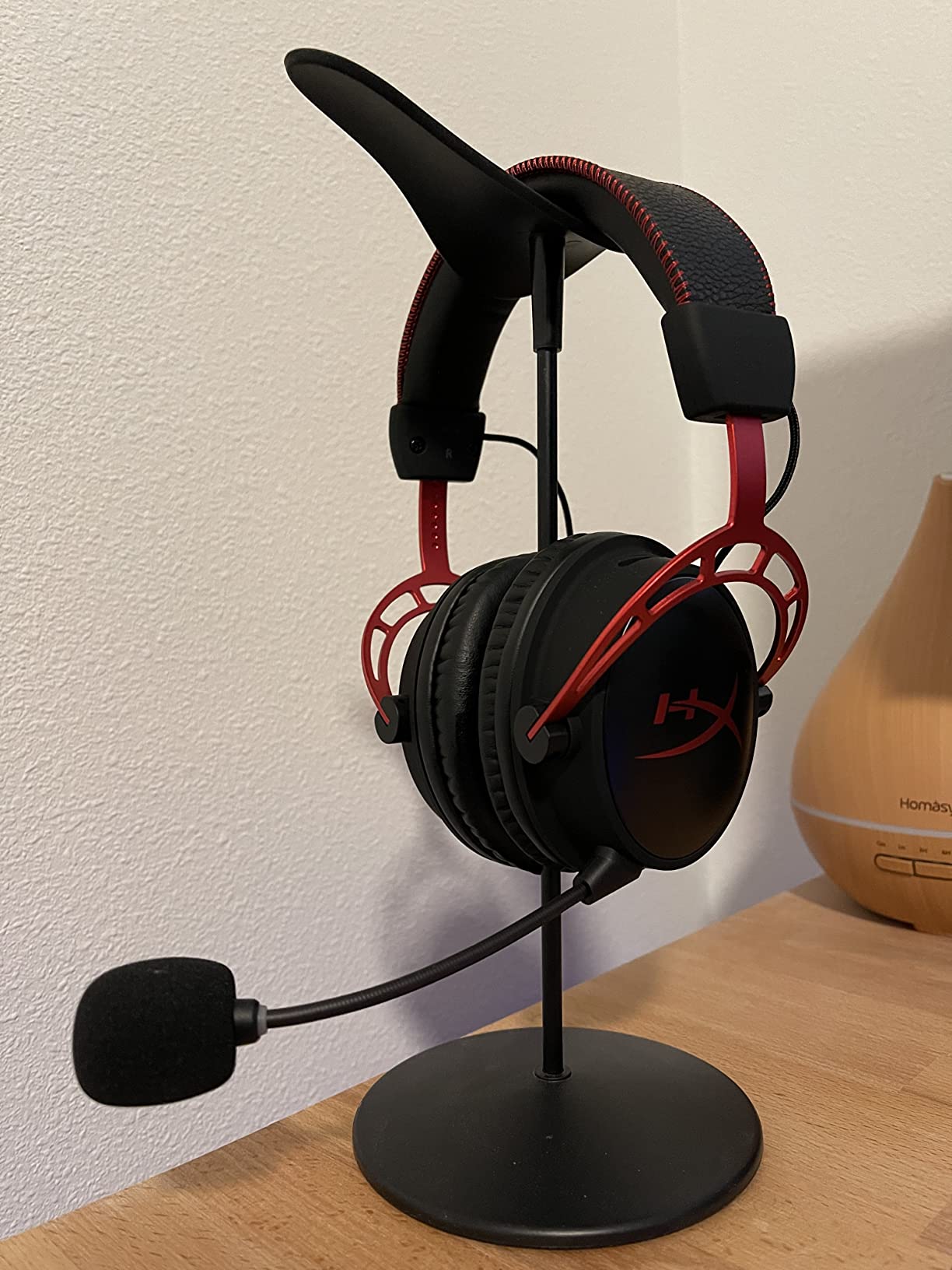 HyperX Cloud Alpha Wireless - Gaming Headset for PC, 300-hour battery life, DTS Headphone:X Spatial Audio, Memory foam, Dual Chamber Drivers, Noise-canceling mic, Durable aluminum frame customer photo 1