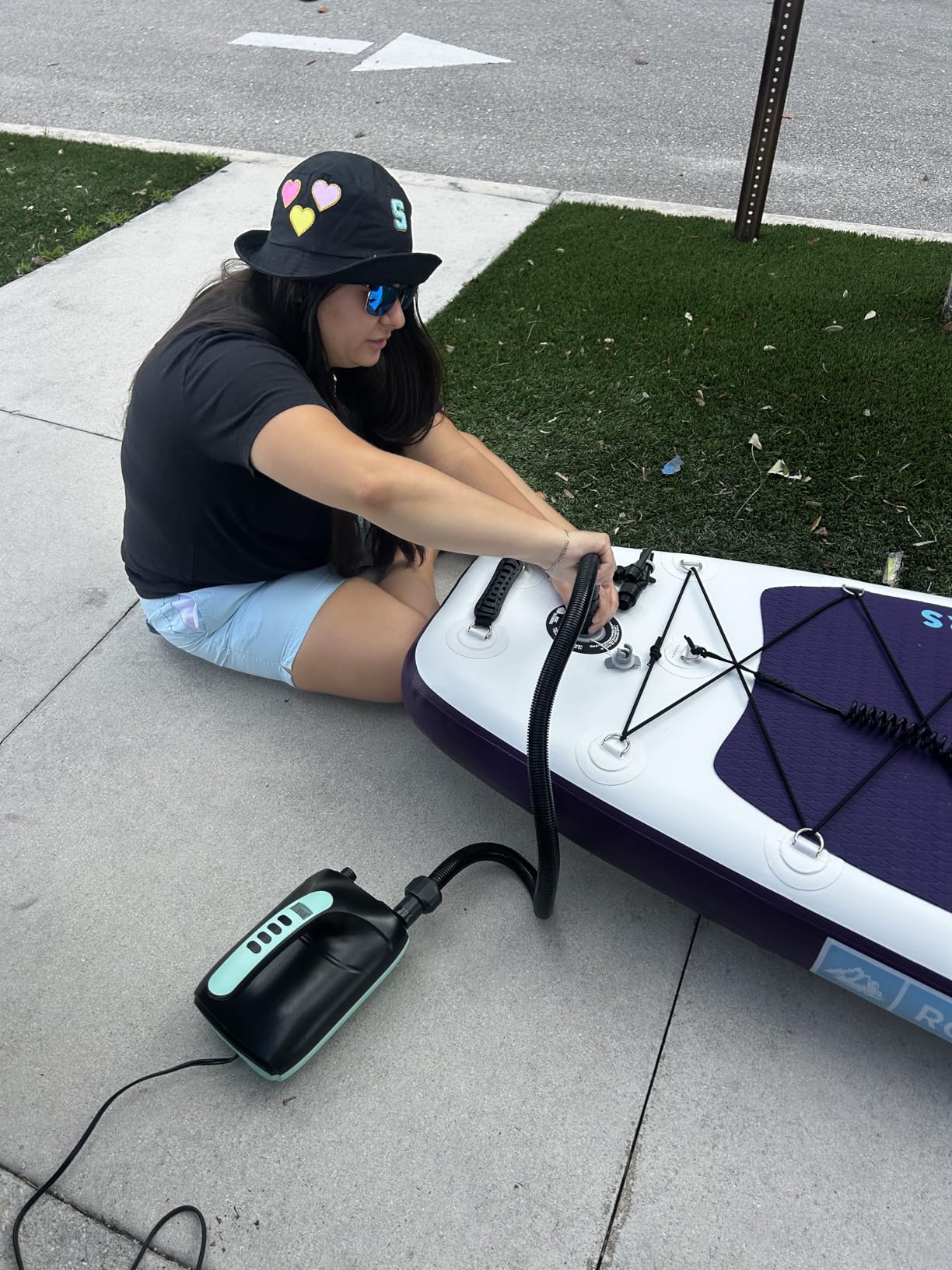 Electric Paddle Board Pump, 20PSI SUP Air Pump with Inflation & Deflation Functions & 12V DC Car Connector, Portable Quick Inflator for Inflatable Paddleboard, Kayaks, Boats and Air Mattresses customer photo 2