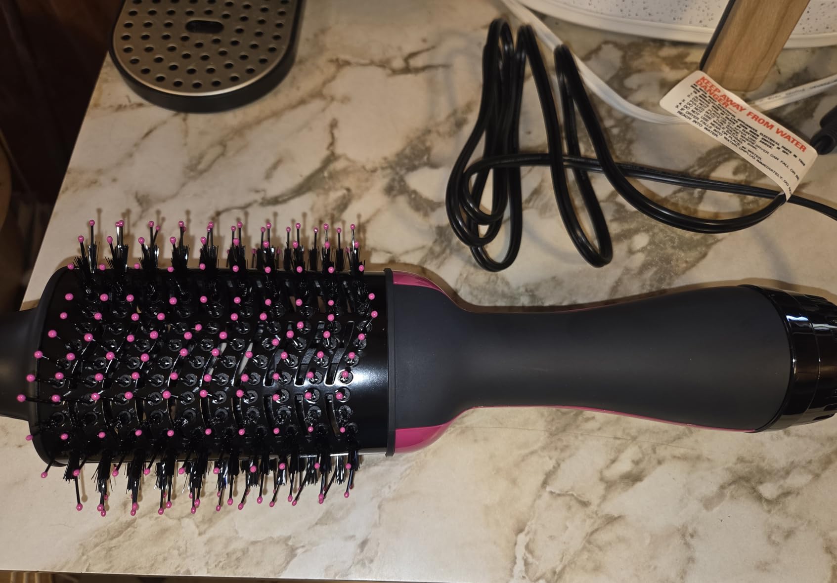 Hair Dryer Brush Blow Dryer Brush in One, Upgraded 4 in 1 Hair Dryer and Styler Volumizer with Negative Ion Anti-frizz Ceramic Titanium Barrel Hot Air Hair Straightener Brush customer photo 1