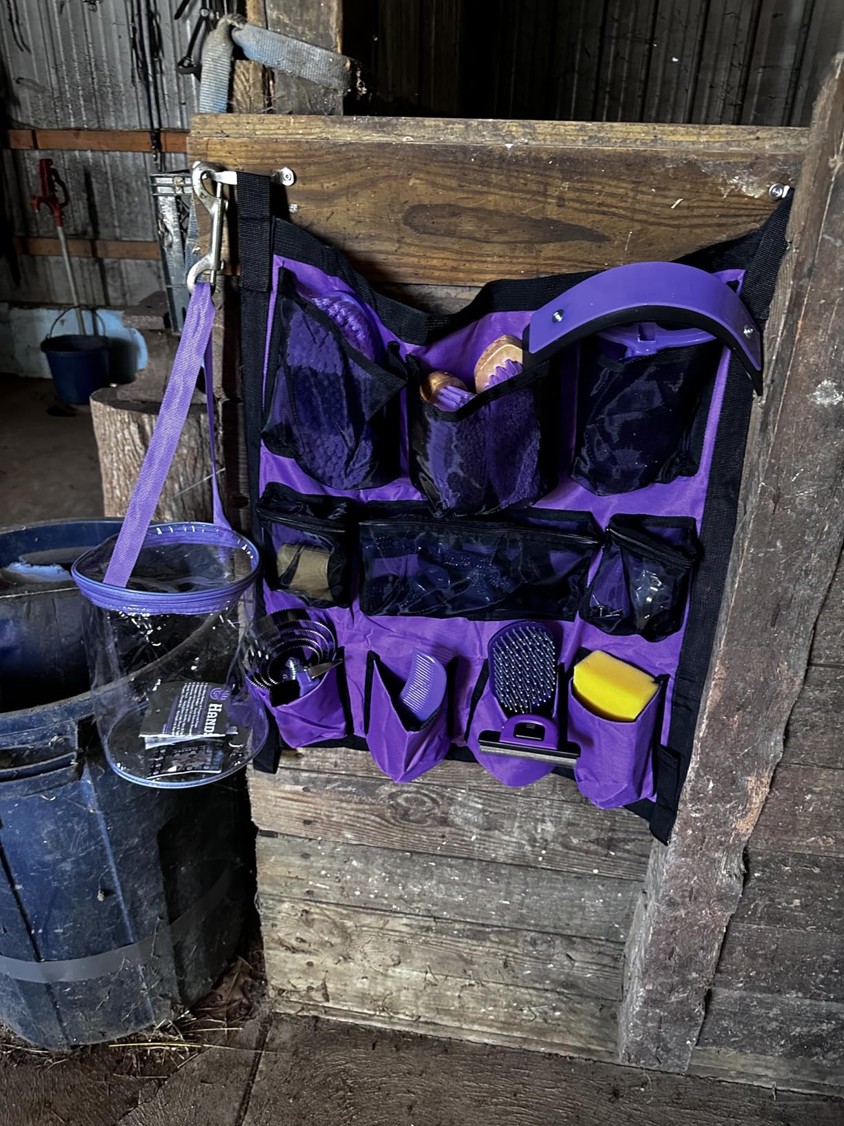 Cunhill 9 Pcs Horse Grooming Kit Tack Room Supplies Set with Tote Bag, Oval Massage Curry, Hard and Soft Brush, Hoof Pick, Sweat Scraper, Bathing Sponge, Comb for Horse Rider customer photo 1