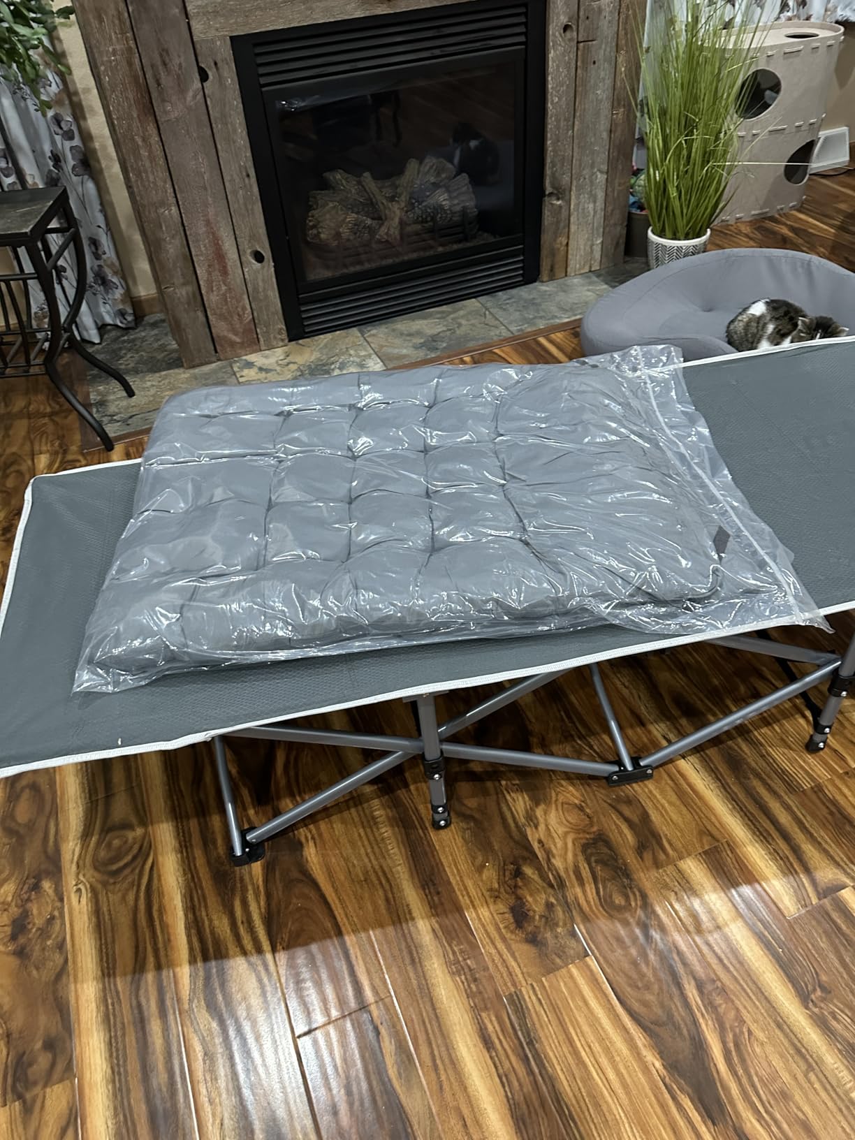 Slendor Folding Camping Cot Black, Sleeping Cot for Adults with Carry Bag, Mattress, 1200D Layer Oxford Portable Camp Bed Cot Bed for Guest Travel Office Beach customer photo 1