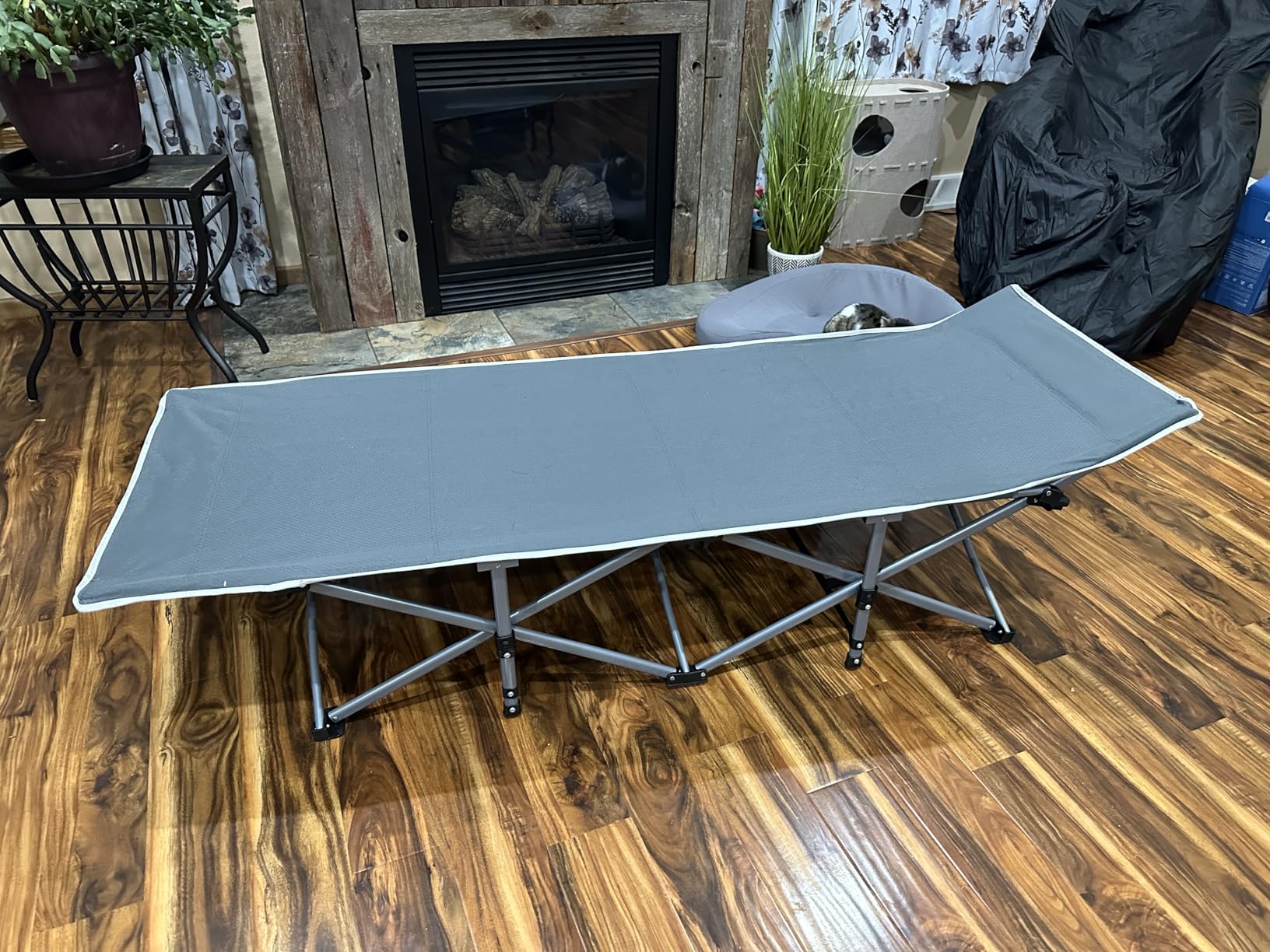 Slendor Folding Camping Cot Black, Sleeping Cot for Adults with Carry Bag, Mattress, 1200D Layer Oxford Portable Camp Bed Cot Bed for Guest Travel Office Beach customer photo 2