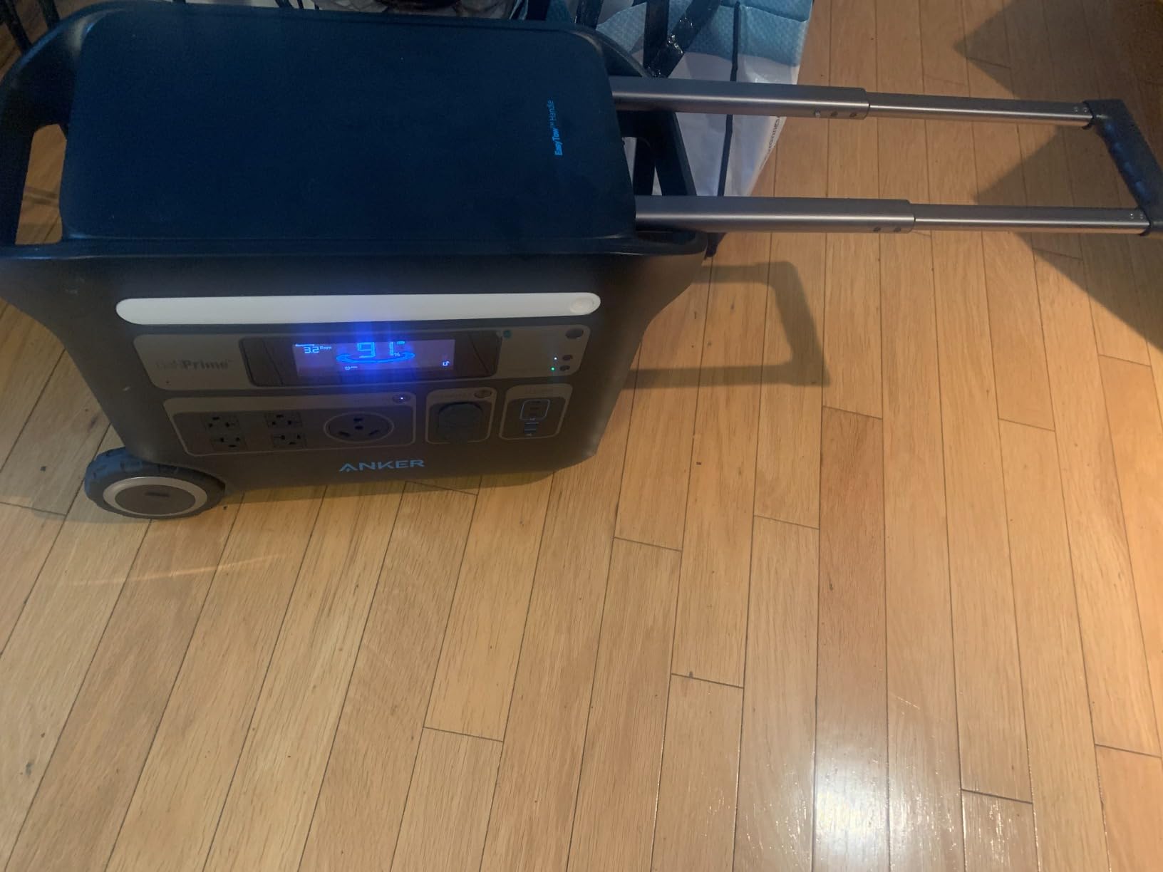 Anker SOLIX F2000 Portable Power Station, PowerHouse 767, 2400W Solar Generator, GaNPrime Battery Generators for Home Use, LiFePO4 Power Station for Outdoor Camping, and RVs (Solar Panel Optional) customer photo 2