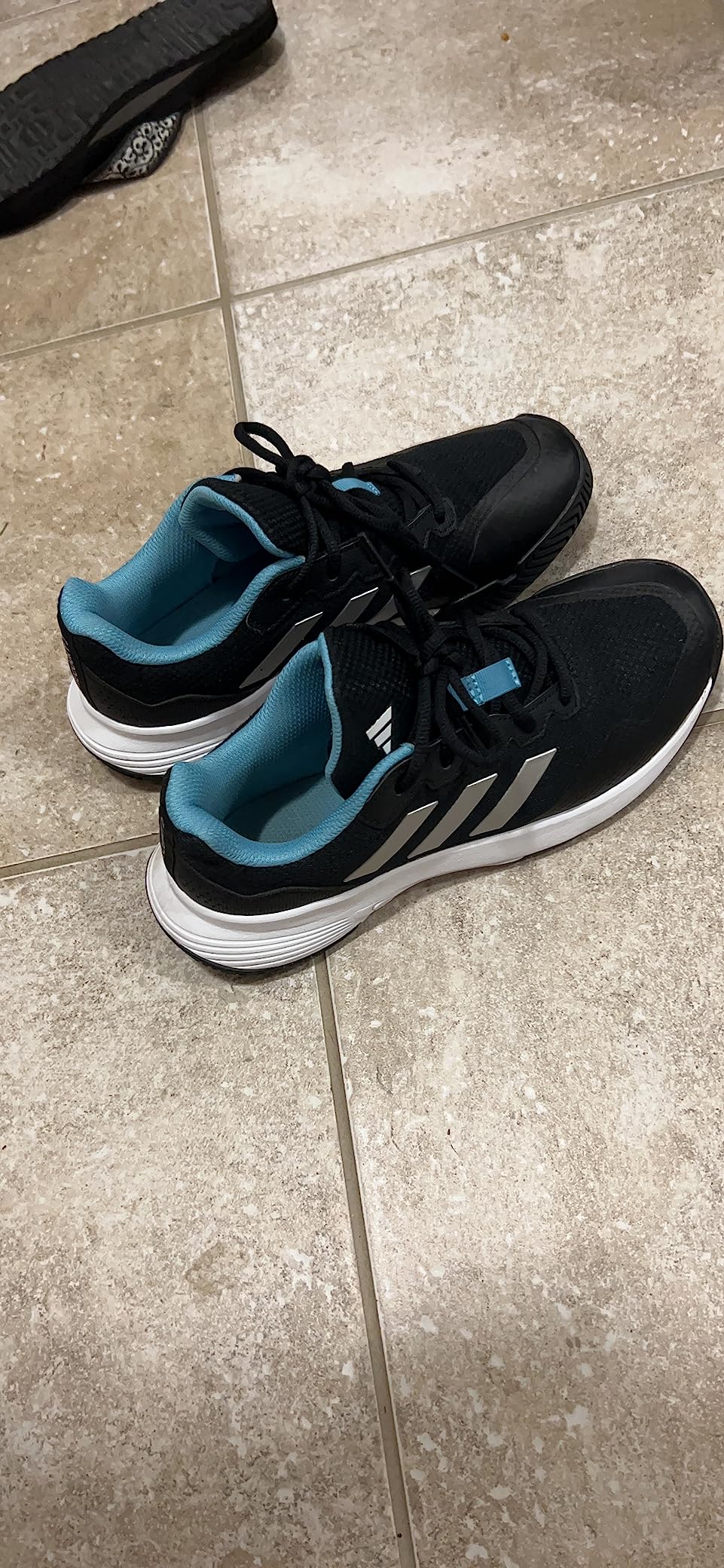 Womens Gamecourt 2 WSneaker customer photo 2