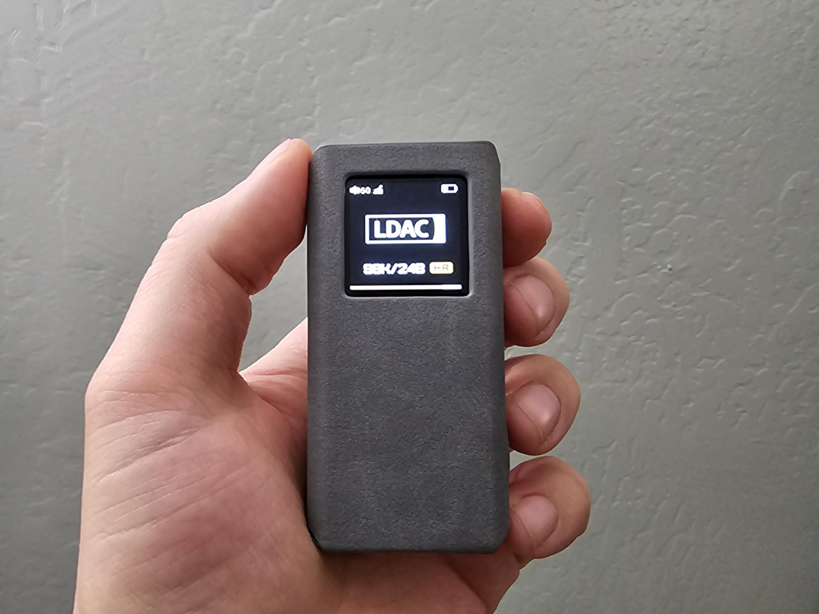 FiiO BTR7 Headphone Amp Bluetooth Receiver High Resolution Portable DAC Supports MQA/LDAC/aptX HD 384K/32Bit DSD256 customer photo 2