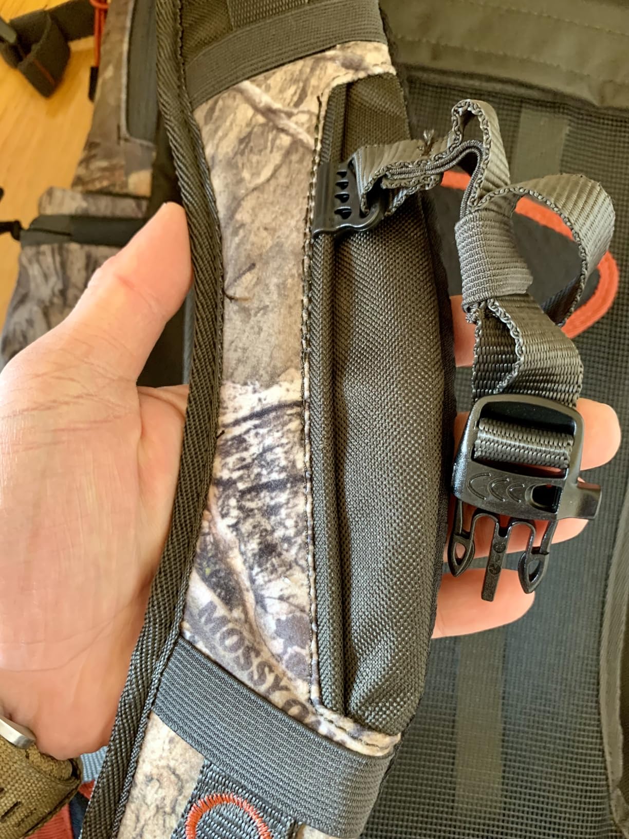TR Hunting Backpack 3400cu, Waterproof Hunting Pack with Rifle Holder, Internal Frame, Rain Cover, Camo Hunting Daypack for Rifle Bow Gun customer photo 2