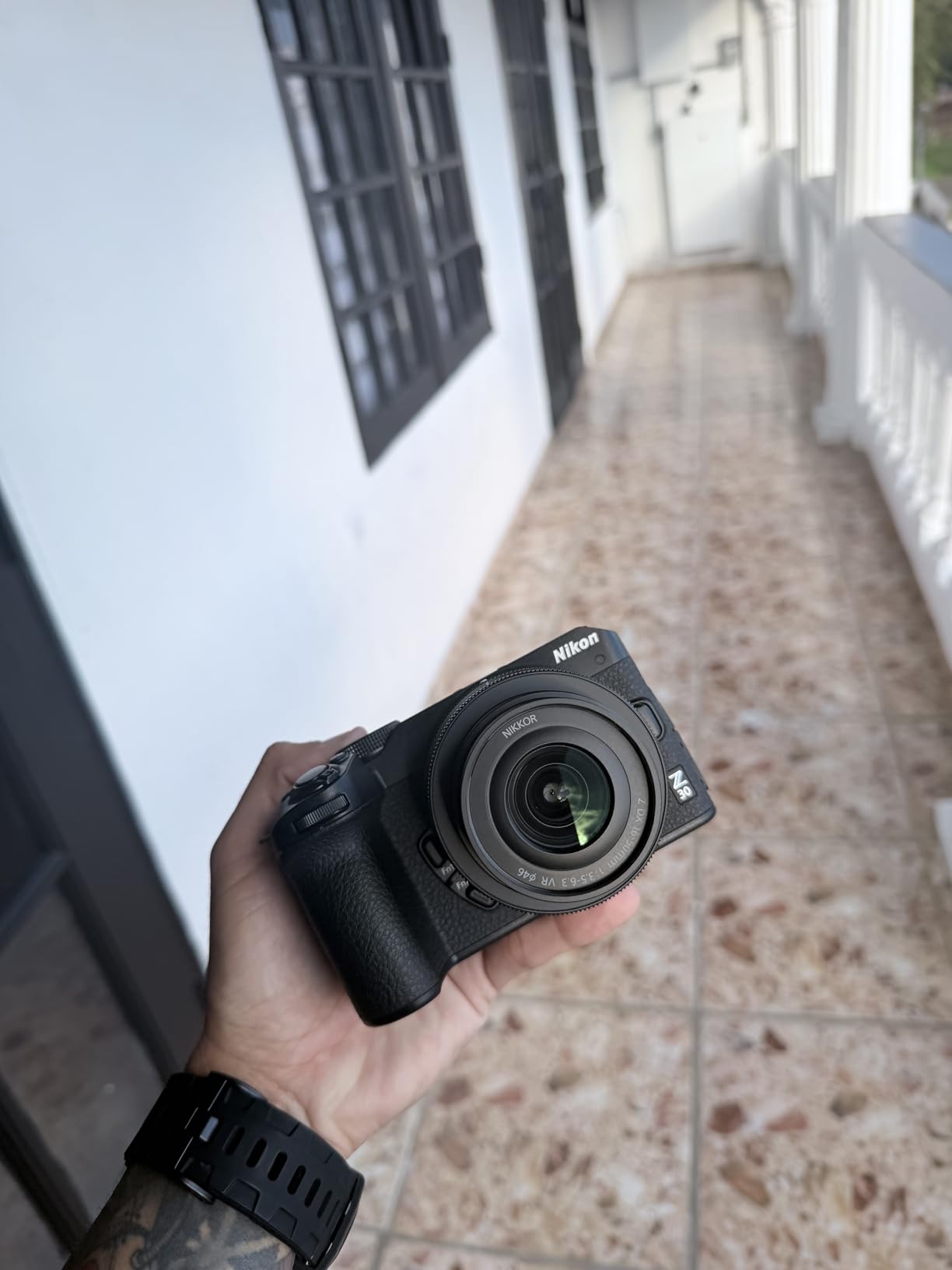 Nikon Z 30 with Wide-Angle Zoom Lens | Compact, Lightweight Mirrorless Stills/Video Camera with 16-50mm Zoom Lens | Nikon USA Model customer photo 1