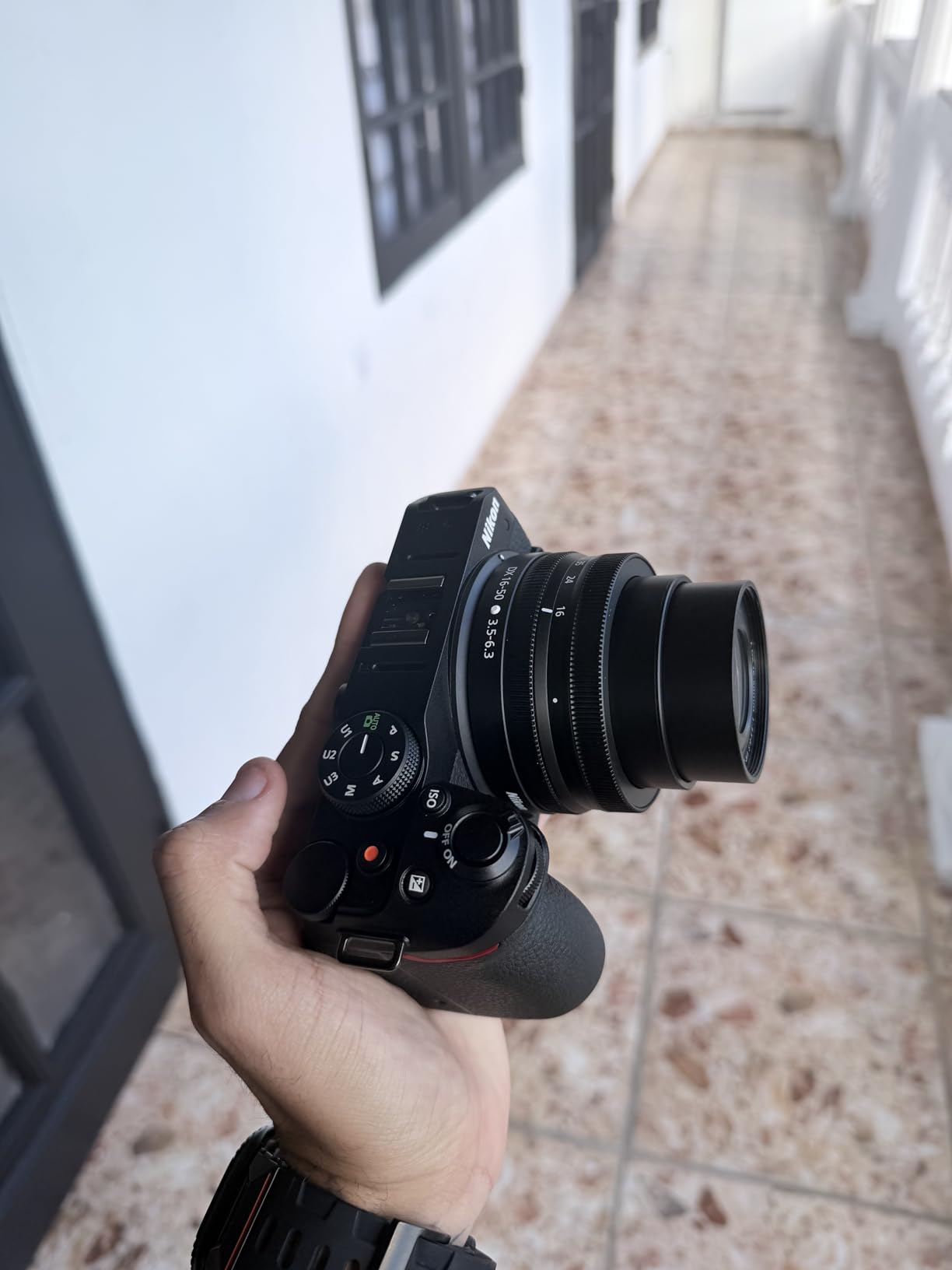 Nikon Z 30 with Wide-Angle Zoom Lens | Compact, Lightweight Mirrorless Stills/Video Camera with 16-50mm Zoom Lens | Nikon USA Model customer photo 2