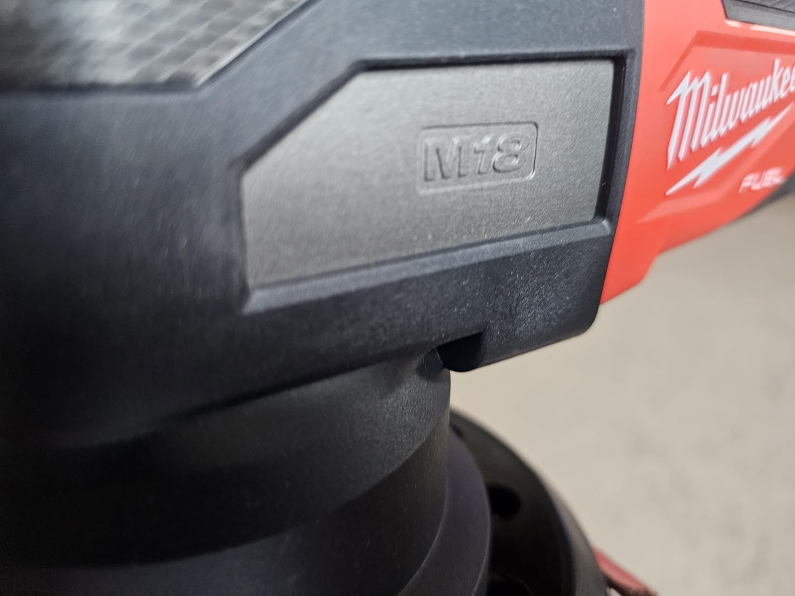 Milwaukee M18 Fuel 21mm Random Orbital Polisher - No Charger, No Battery, Bare Tool Only customer photo 2