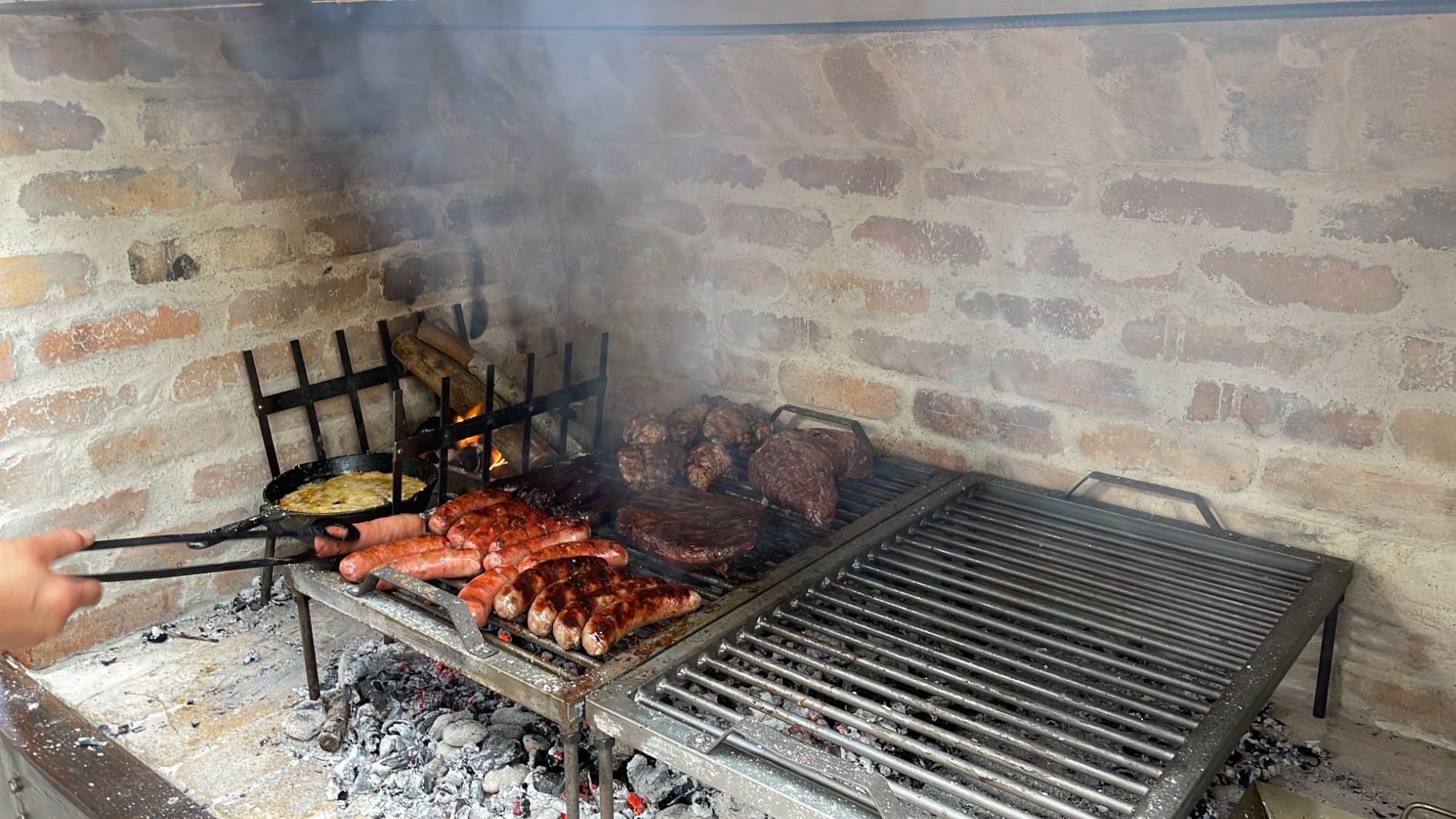 Hickory Summit Argentine Grill - Argentinian Grills - Santa Maria Grill - Argentinian Parrilla Set with all Tools Included - BBQ Parrillas Asado customer photo 2