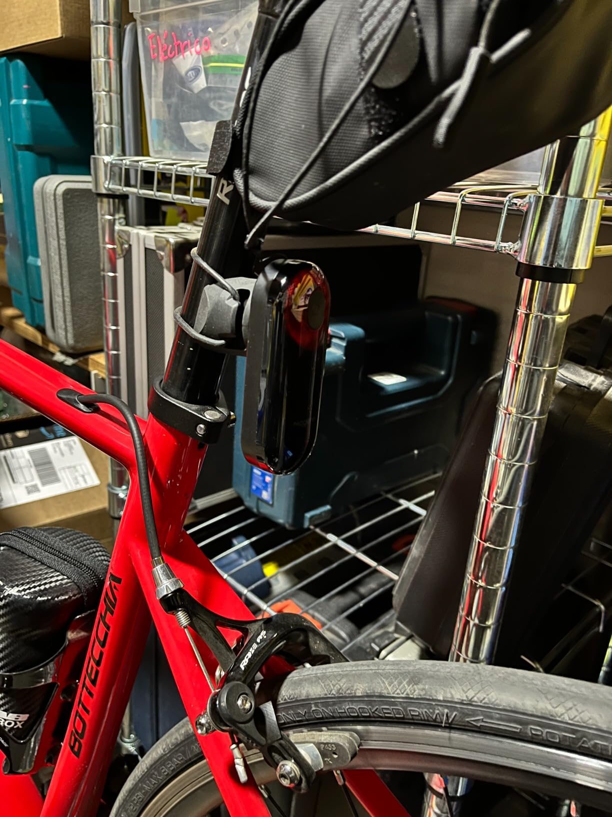 Magene L508 Bike Radar Tail Light, Smart Rear View Radar Taillight Compatible with Some Bike Computers and Watches, Support Magene Utility APP Display customer photo 2