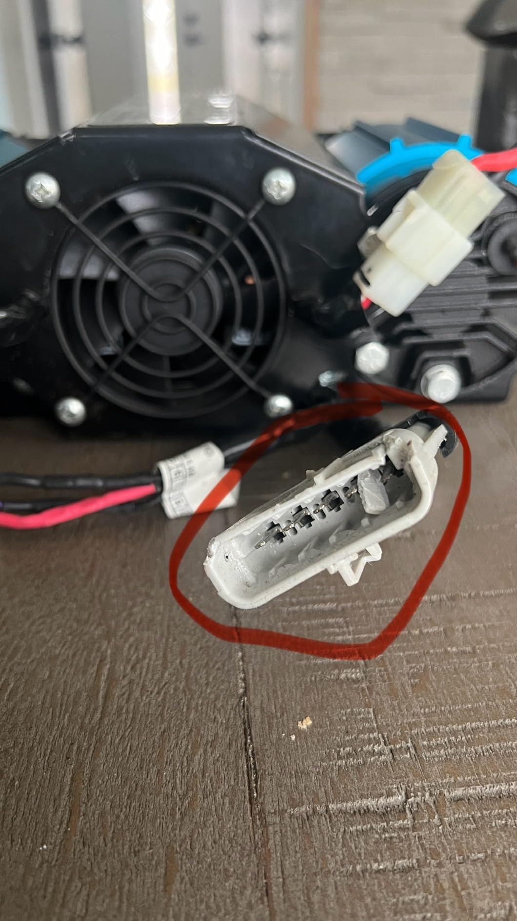 ARB INFLATION3 Twin High Performance Air Compressor CKMTA12 and Extension Hardware for Easy Installation customer photo 2