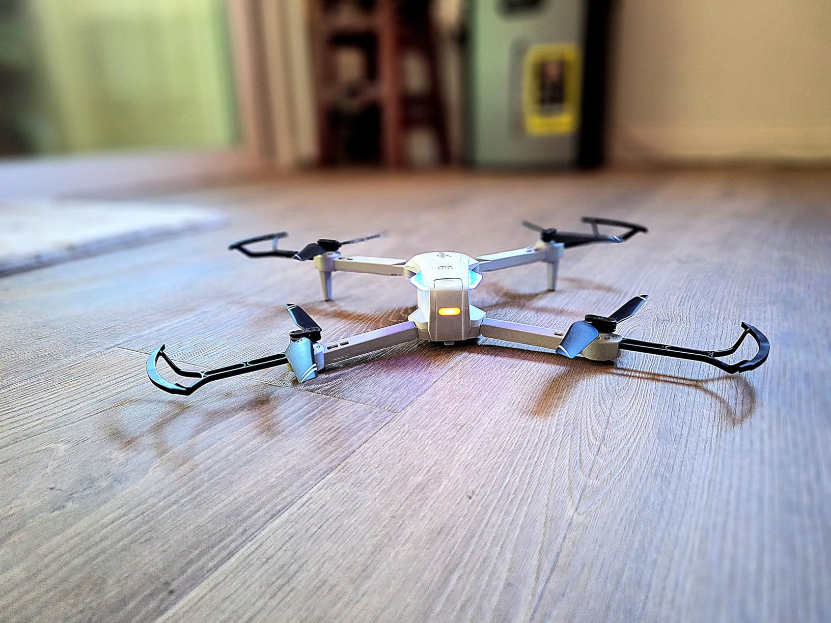 Drone with 1080P Camera for Beginners and Adults, Foldable Remote Control Quadcopter with Voice Control, Gestures Selfie, Altitude Hold, One Key Start, 3D Flips, 2 Batteries, Toy for Beginners customer photo 2