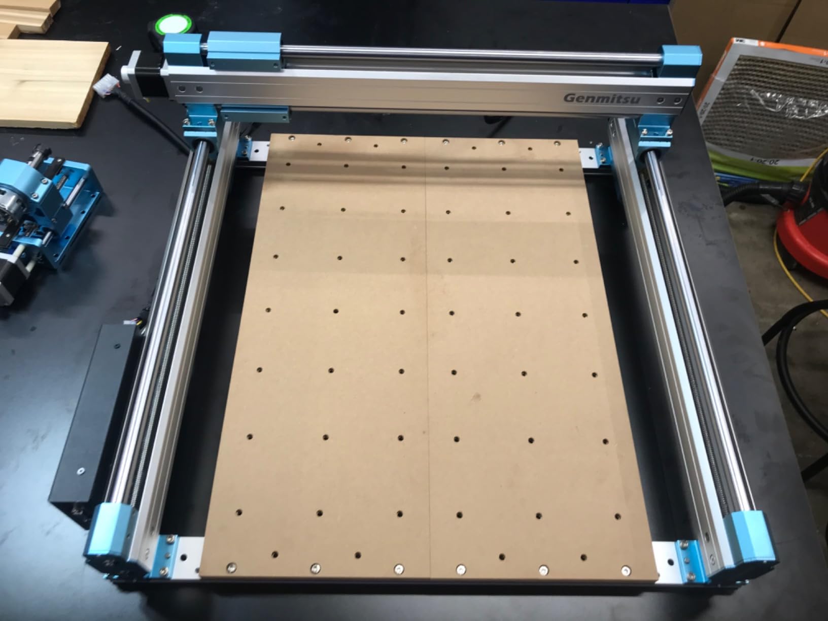 Genmitsu CNC Router Machine 4040-PRO for Metal Acrylic Cutting Milling, GRBL Control, Lead Screw Driven, 3 Axis Engraving, Working Area 15.7x15.7x3.1 inch customer photo 2