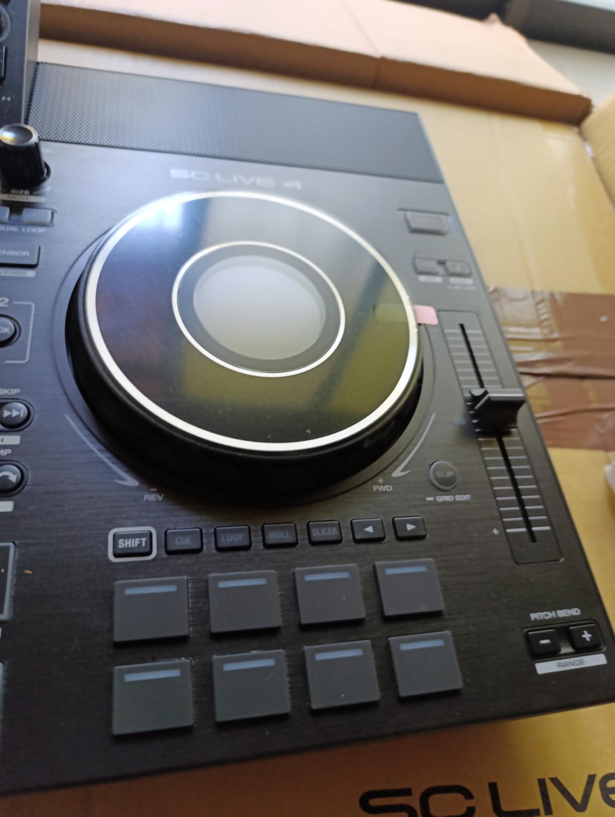 Denon DJ SC LIVE 4 Standalone DJ Controller with Stem Separation on 4-Decks, Wi-Fi Streaming, Built-in Speakers, Serato DJ and Virtual DJ Compatible customer photo 2
