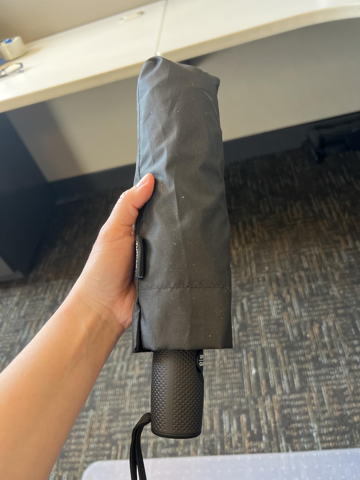TUMELLA Strongest Windproof Travel Umbrella (Compact, Superior & Beautiful), Small, Wind-Tested, Light & Portable, Automatic Folding Rain Umbrella, Durable Premium Grip, Fits Car and Backpack customer photo 2