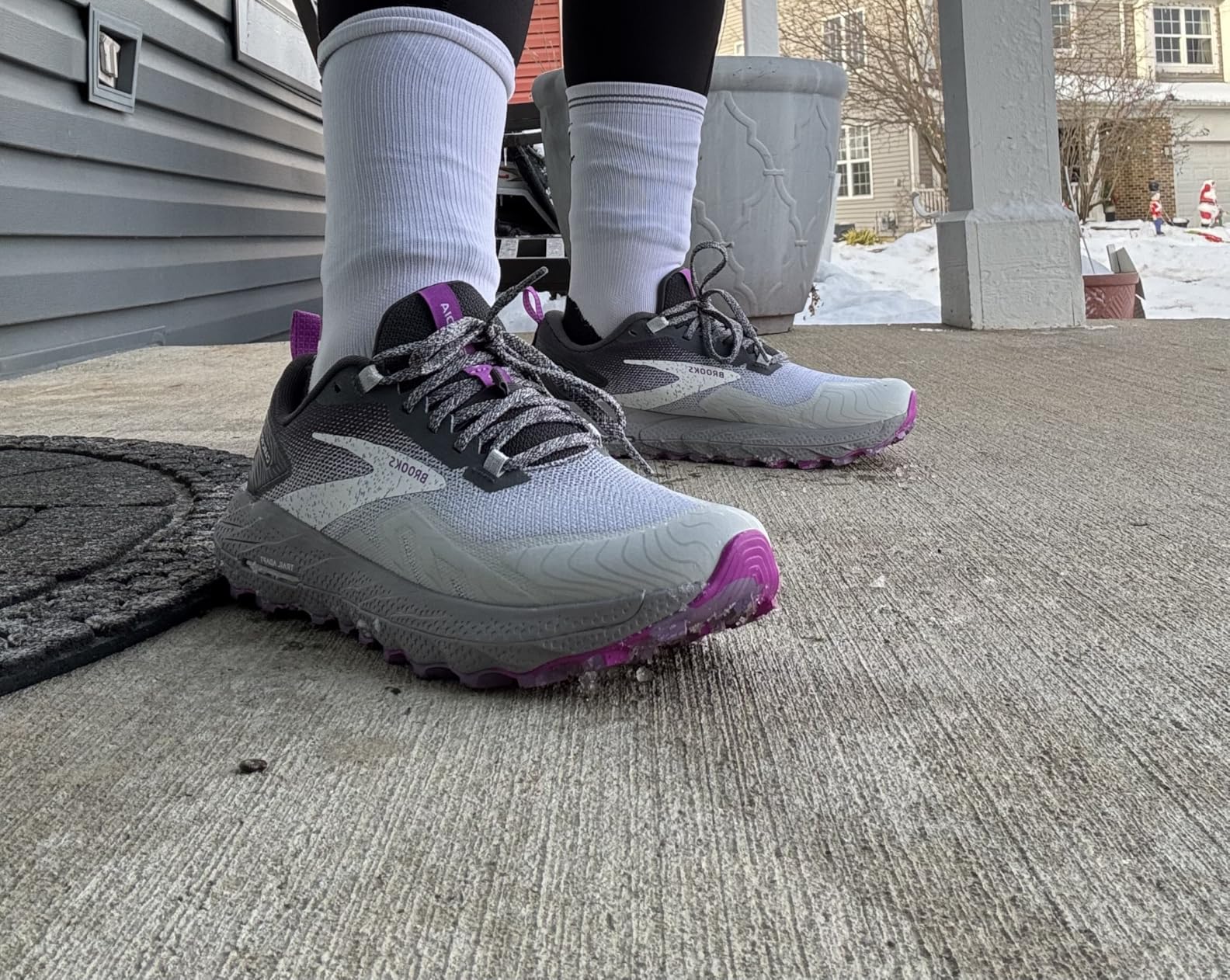 Women's Cascadia 17 GTX Waterproof Trail Running Shoe customer photo 2