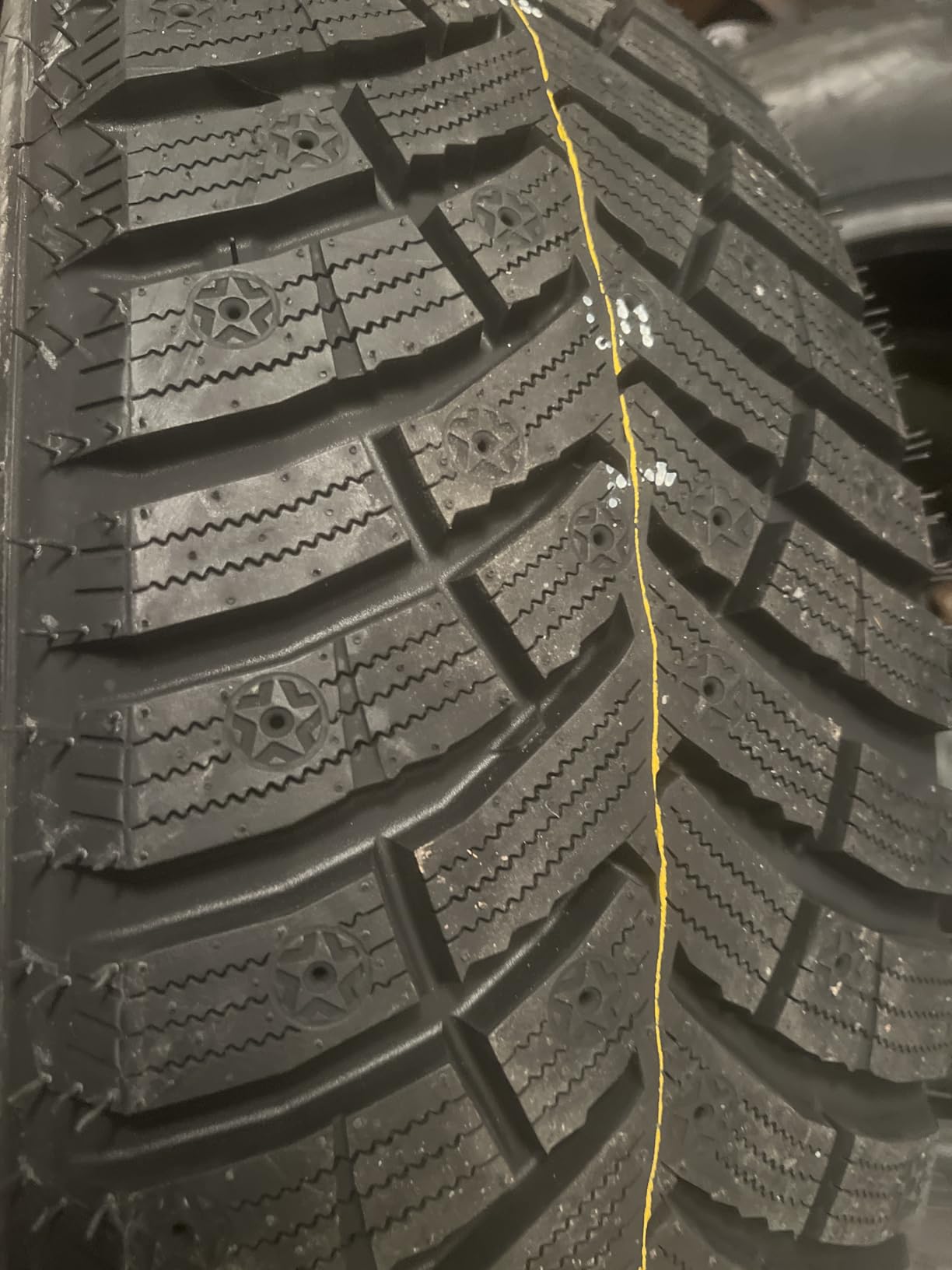 Nexen Winguard Winspike 3 Winter 265/70R17 115T Passenger Tire customer photo 2