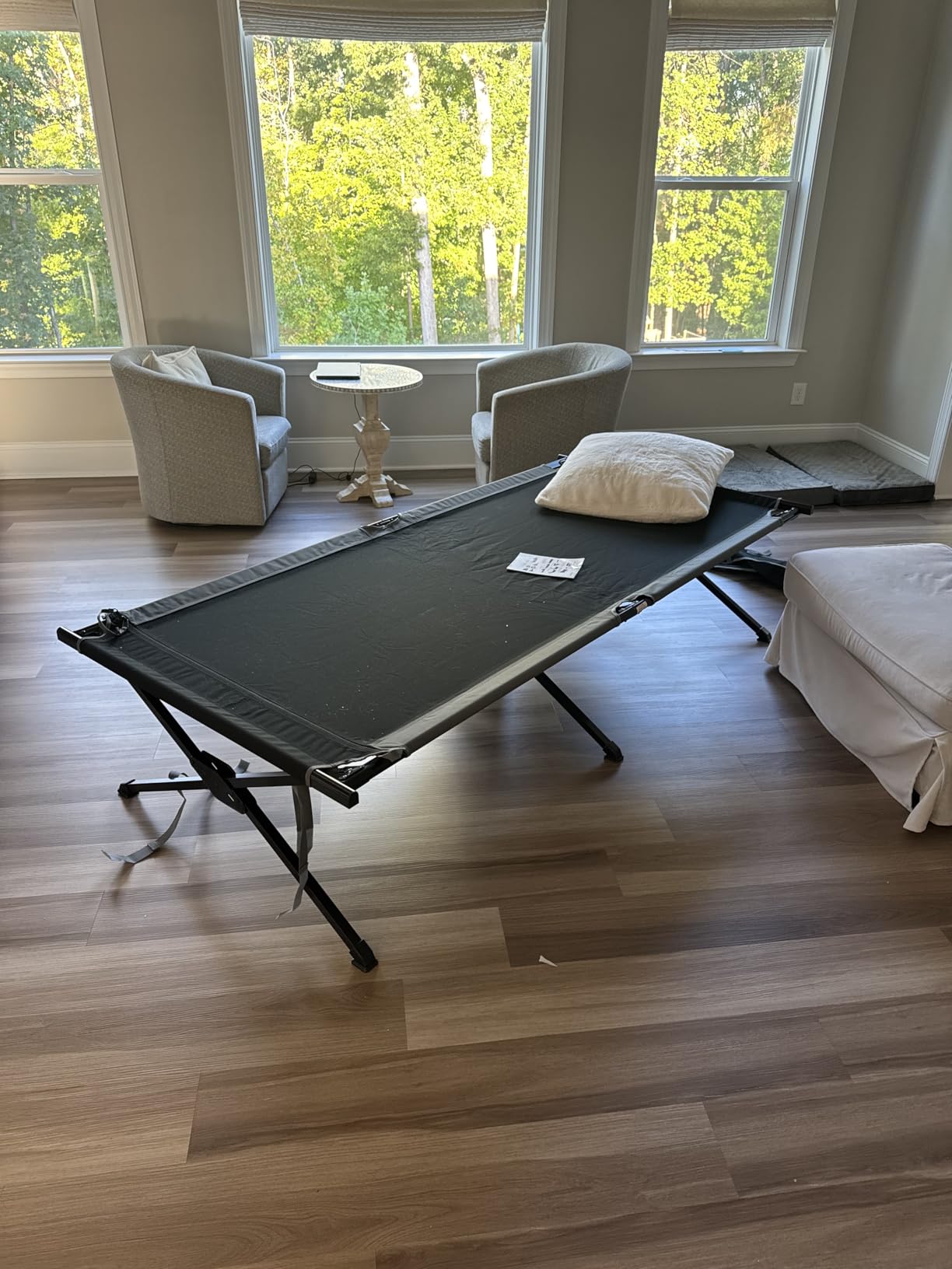 EVER ADVANCED Extra Wide Camping Cot for Adults Oversized XXL Sleeping Cots, 84.3