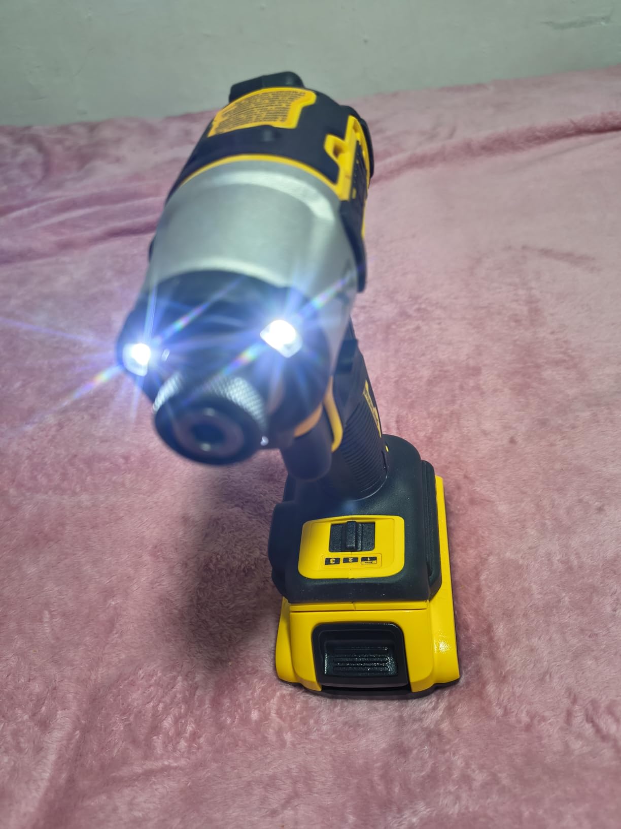 DEWALT 20V MAX XR Impact Driver, 1/4 Inch High Torque Brushless 3 Speed (DCF845B) customer photo 2