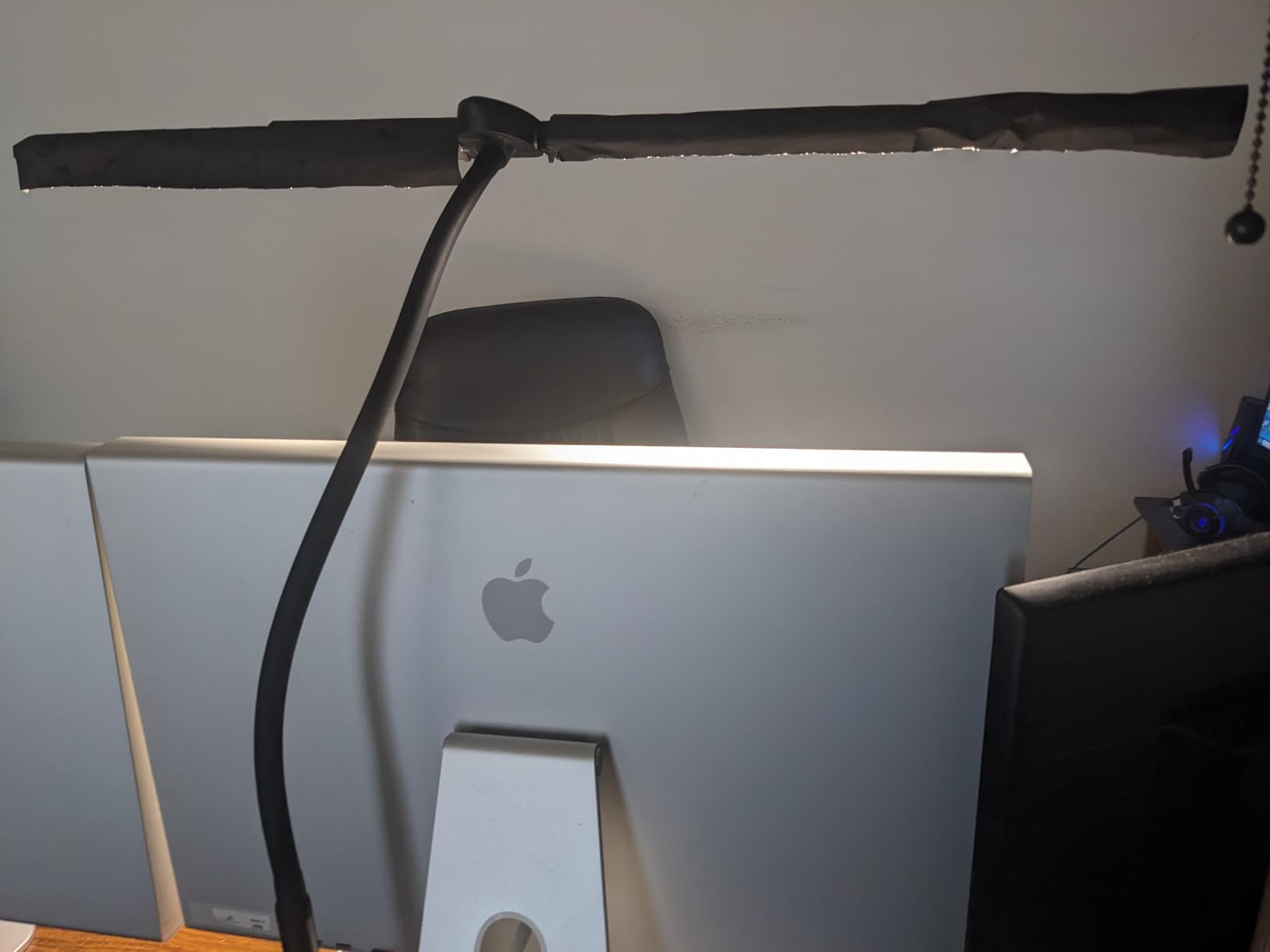Pzloz LED Desk Lamp for Office Home - Eye Caring Architect Lamp with Clamp, Dual Screen Computer Monitor Work Smart Light: 24W 5 Color Flexible Adjustable Lighting Table Lamp for Study Drafting customer photo 1