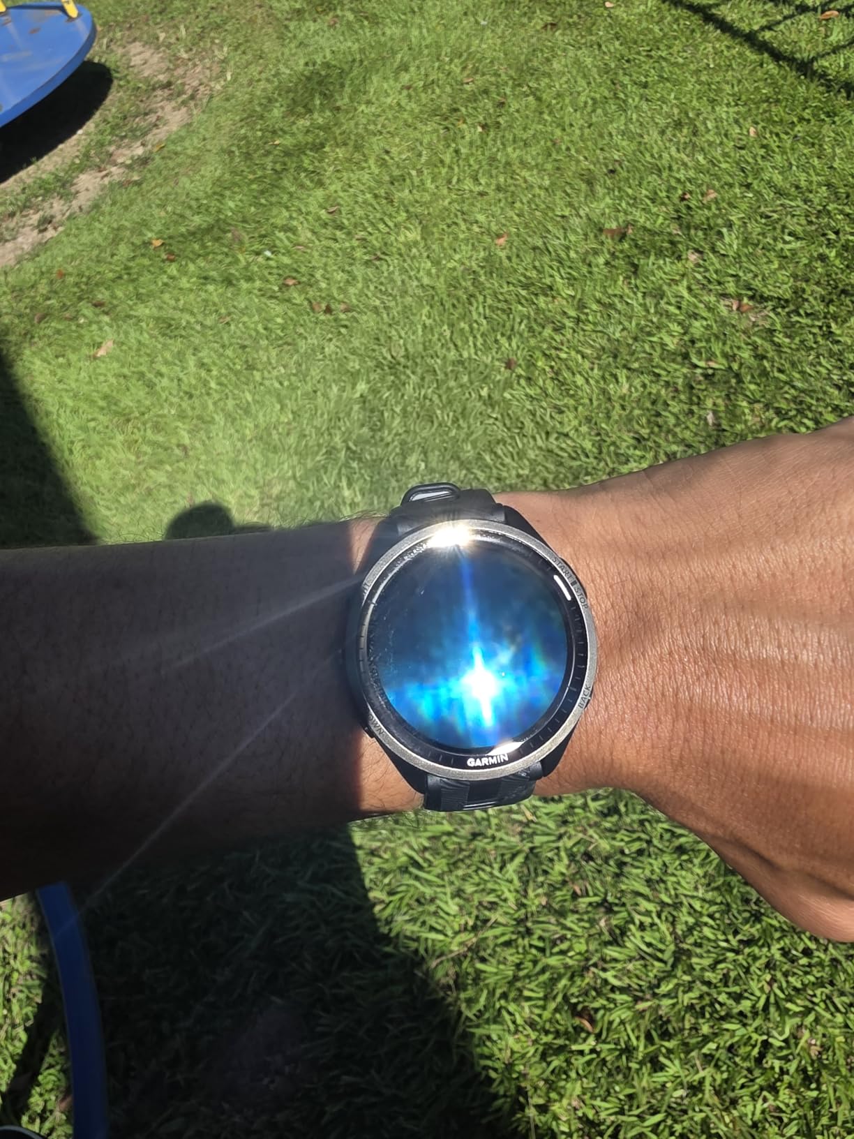 Garmin Forerunner 965 Running Smartwatch, Colorful AMOLED Display, Training Metrics and Recovery Insights, Black and Powder Gray, 010-02809-00 customer photo 2