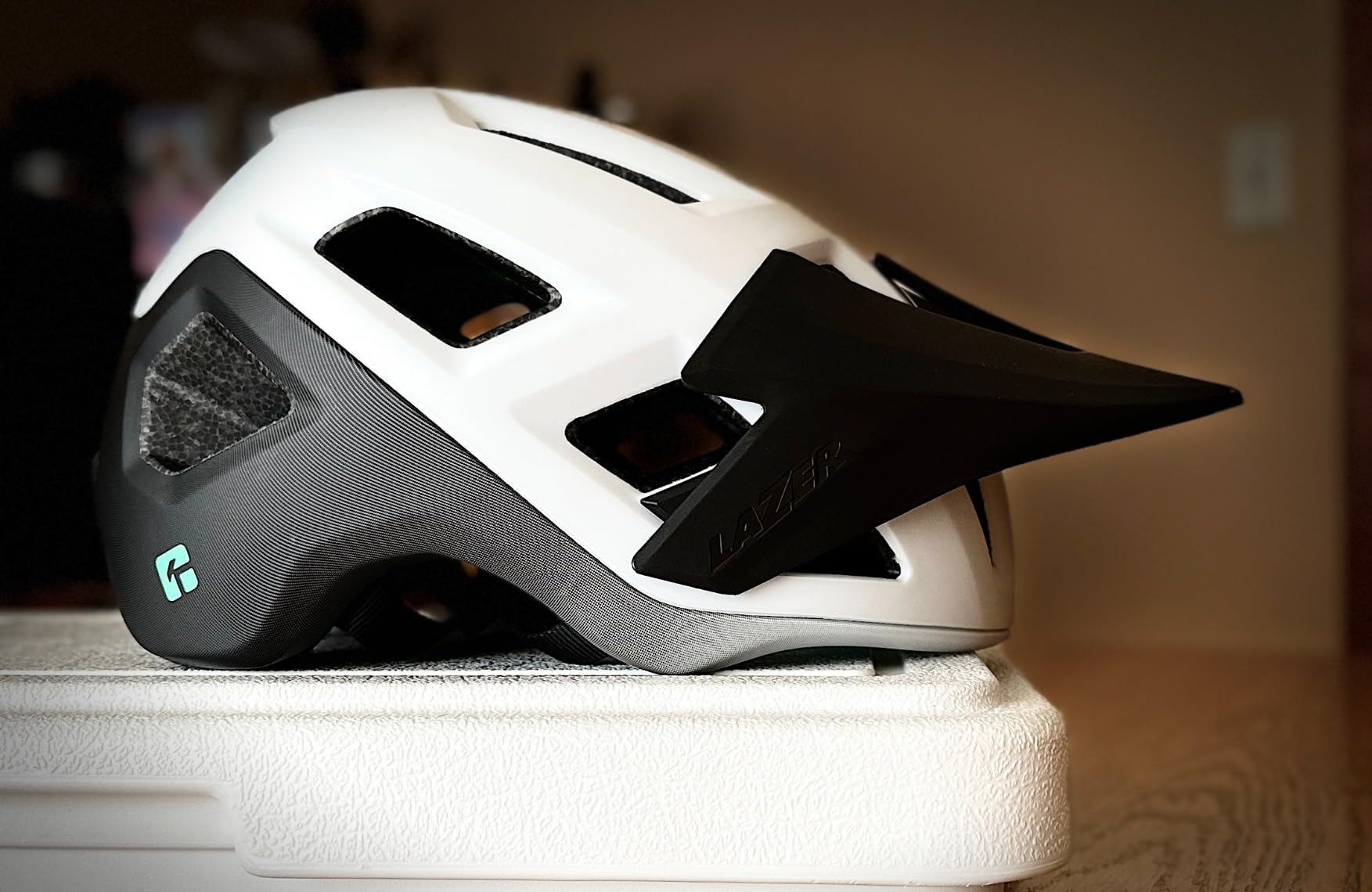 Lazer Coyote KinetiCore Bike Helmet - Mountain Bike Helmet for Trail and Gravel Riding customer photo 2