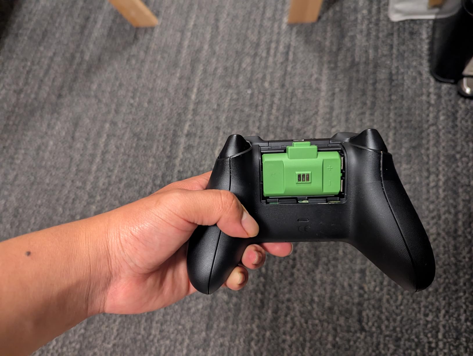 PowerA Play & Charge Kit for Xbox Series X|S and Xbox One - Green customer photo 1