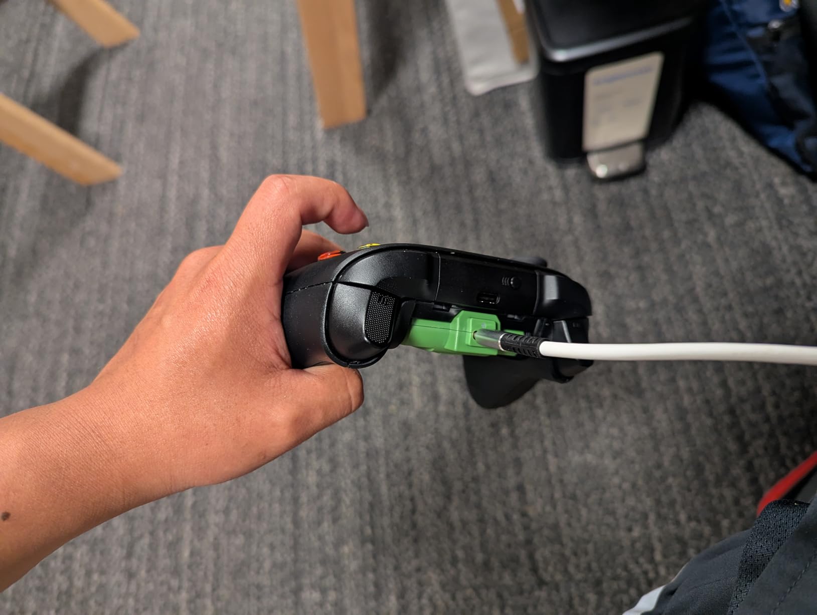 PowerA Play & Charge Kit for Xbox Series X|S and Xbox One - Green customer photo 2