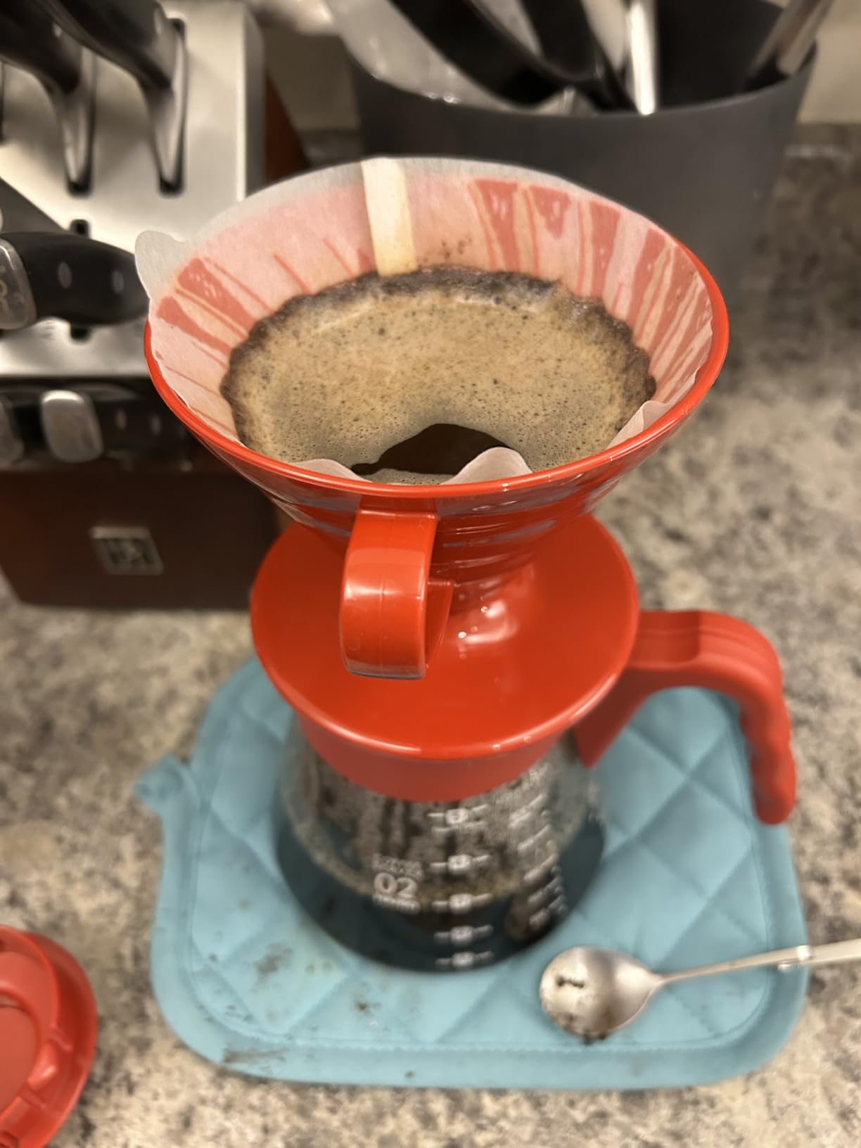 Hario V60 Pour Over Starter Set with Dripper, Glass Server, Scoop and Filters, Size 02, Pale Grey customer photo 2
