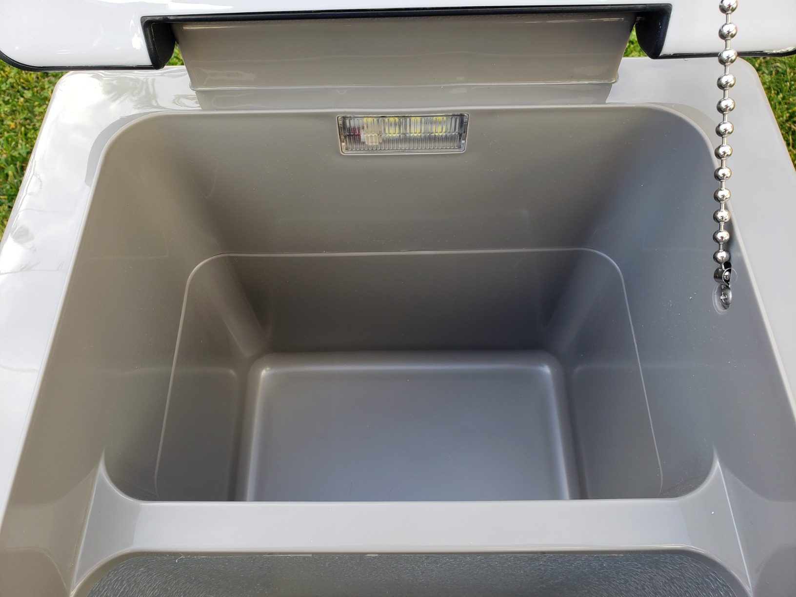 EUHOMY 12 Volt Refrigerator, 48QT(45L) Electric Cooler, 12V Fridge APP Control, 12V Cooler -4℉~68℉, Portable Freezer 12/24V DC 100-240V AC for Camping, Travel, Truck, Home customer photo 2