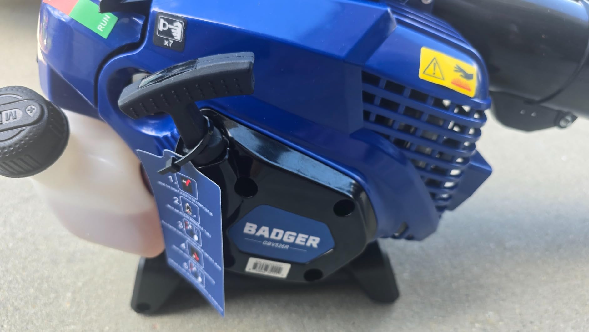 WILD BADGER POWER Leaf Blower Backpack, 53cc Gas Powered Strong Air Flow 559CFM 174MPH, Light Weight 19.6lbs, Ideal for Leaf, Sand, Gravel, Snow, Yard and Driveway customer photo 2