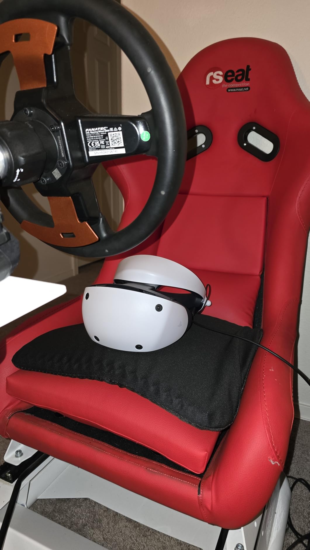PlayStation VR2 Horizon Call of The Mountain Bundle (PSVR2) customer photo 1