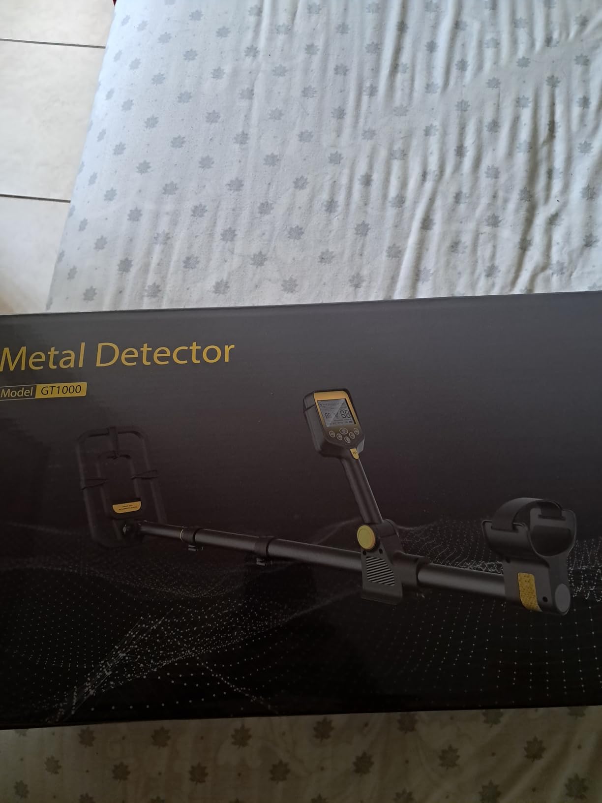 LOLARAN Metal Detector for Adults Professional, Up to 20 Hours of Extended Runtime, Adjustable Retractable Foldable Metal Detector Waterproof High Accuracy Gold Detector, Backlit LCD Display customer photo 1