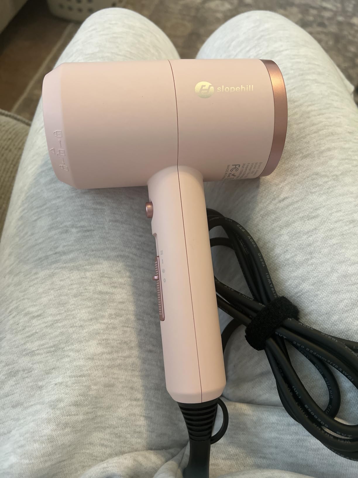 slopehill Professional Ionic Hair Dryer, Powerful 1800W Fast Drying Low Noise Blow Dryer with 2 Concentrator Nozzle 1 Diffuser Attachments for Home Salon Travel (Black) customer photo 2