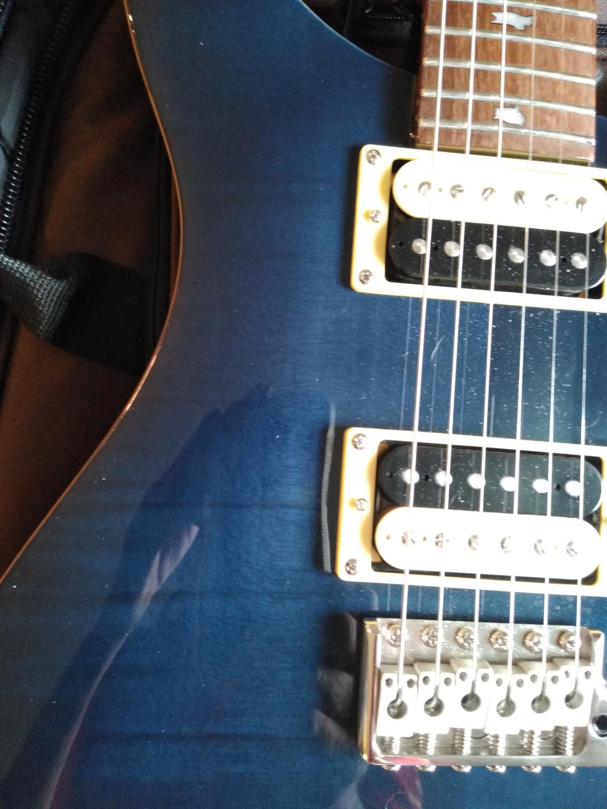 PRS SE Custom 24 Electric Guitar, Charcoal with Gigbag customer photo 2